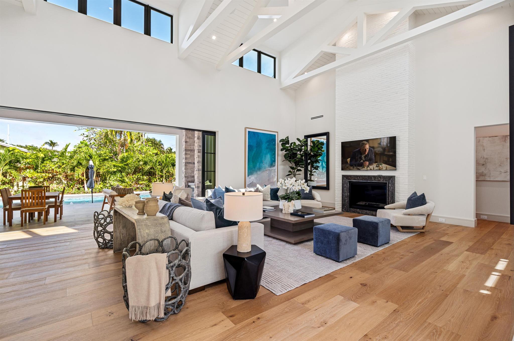 LAKEVIEW HEIGHTS UNIT 1 DELRAY - Residential