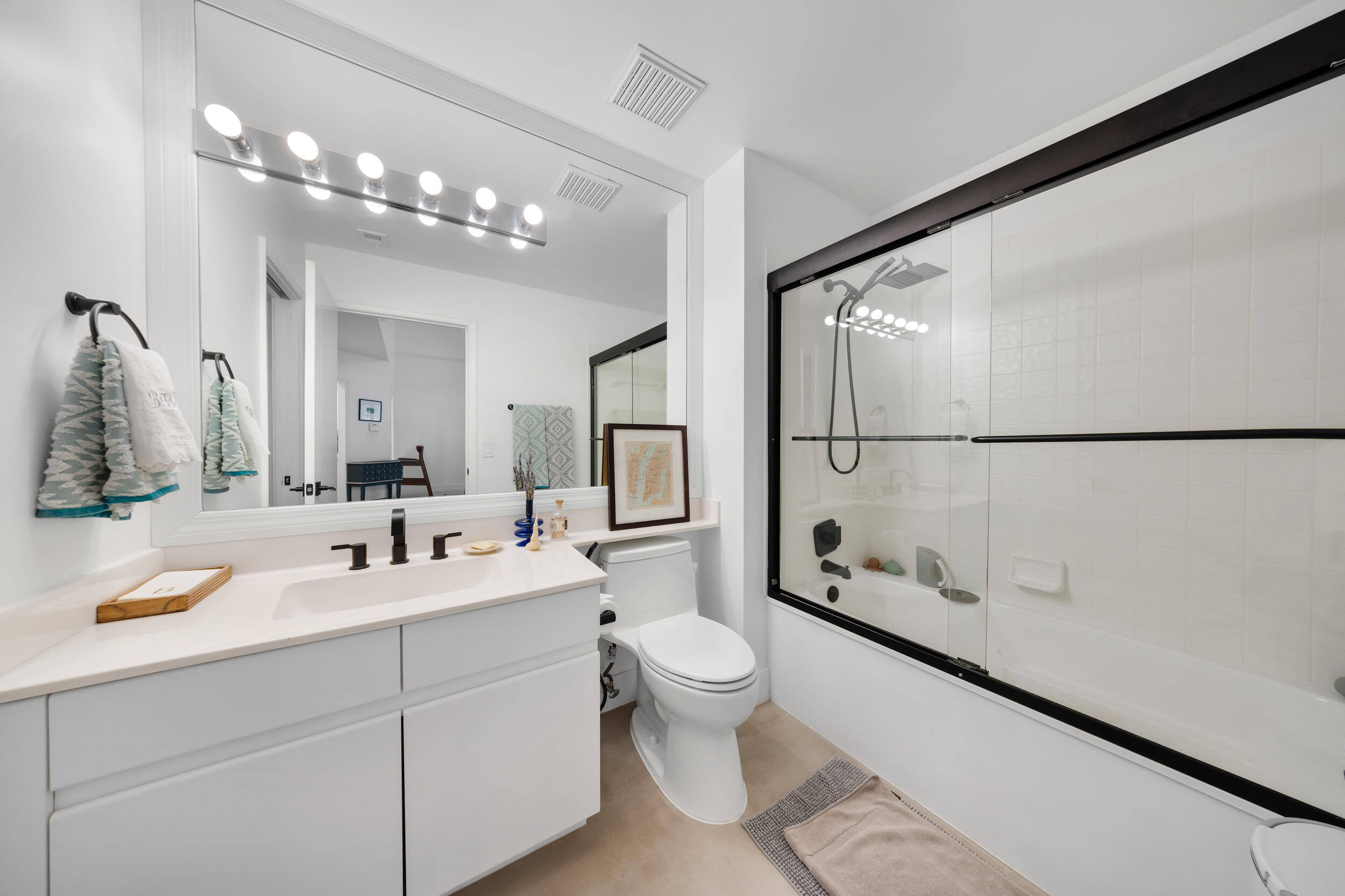 MISTY OAKS AT PALM-AIRE CONDO - Residential Lease