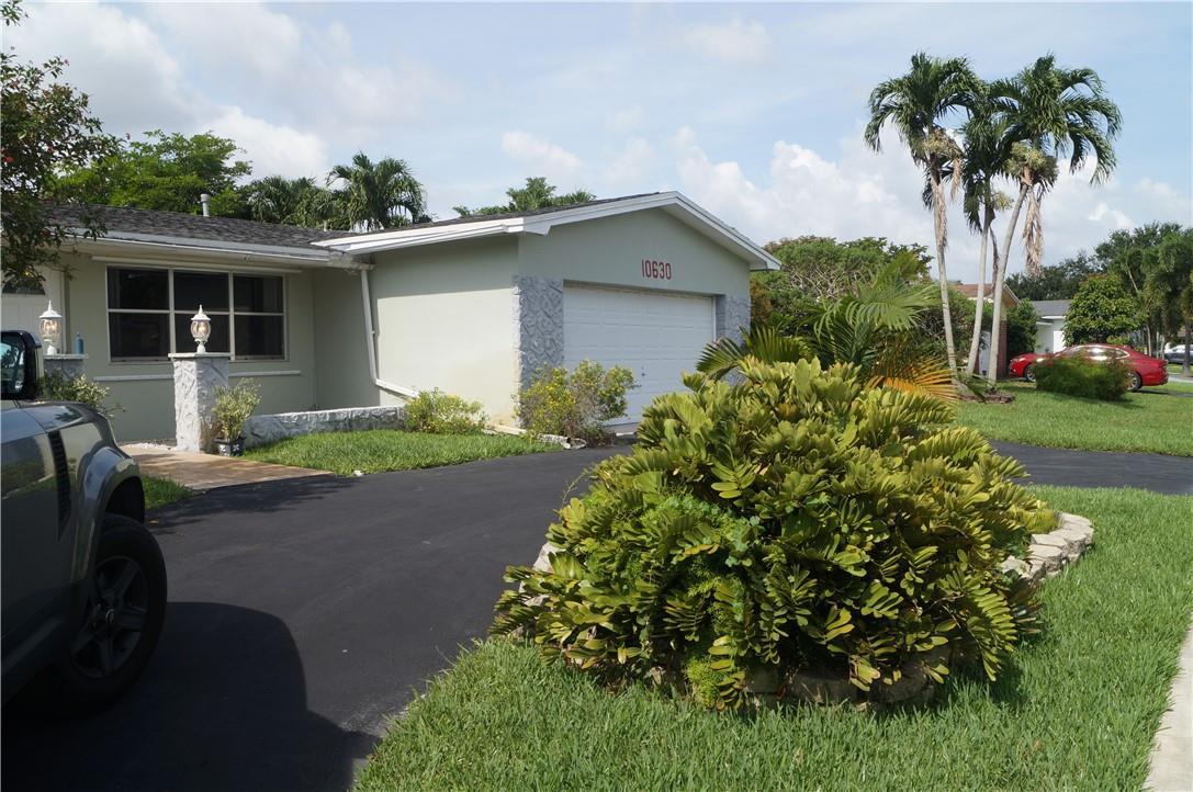Pembroke Lakes Sec 1 76-4 - Residential