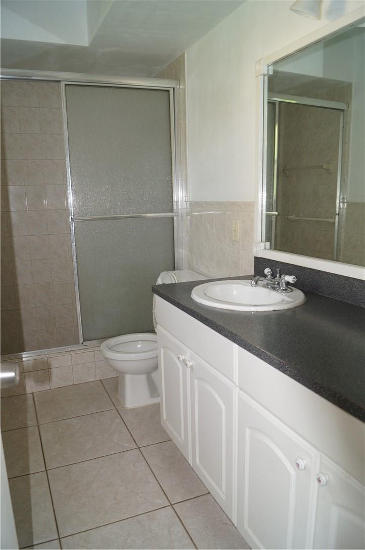 Pembroke Lakes Sec 1 76-4 - Residential