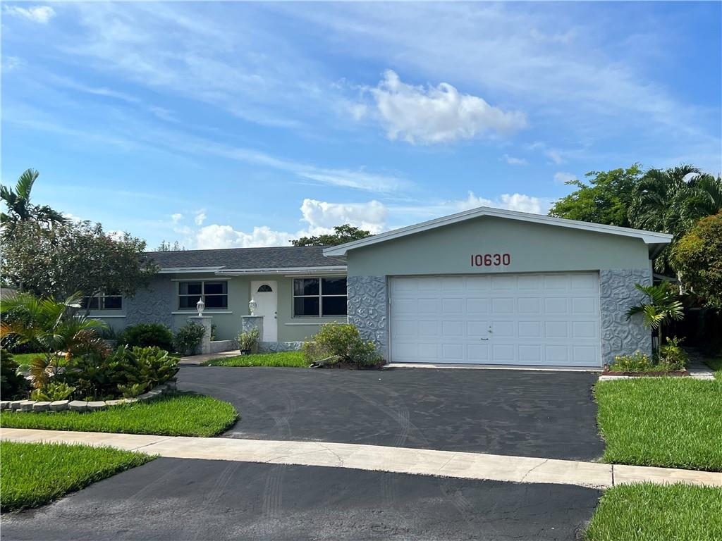 Pembroke Lakes Sec 1 76-4 - Residential