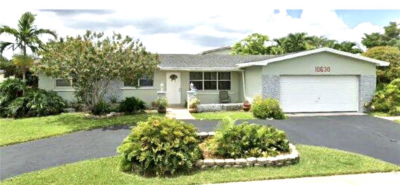 Pembroke Lakes Sec 1 76-4 - Residential