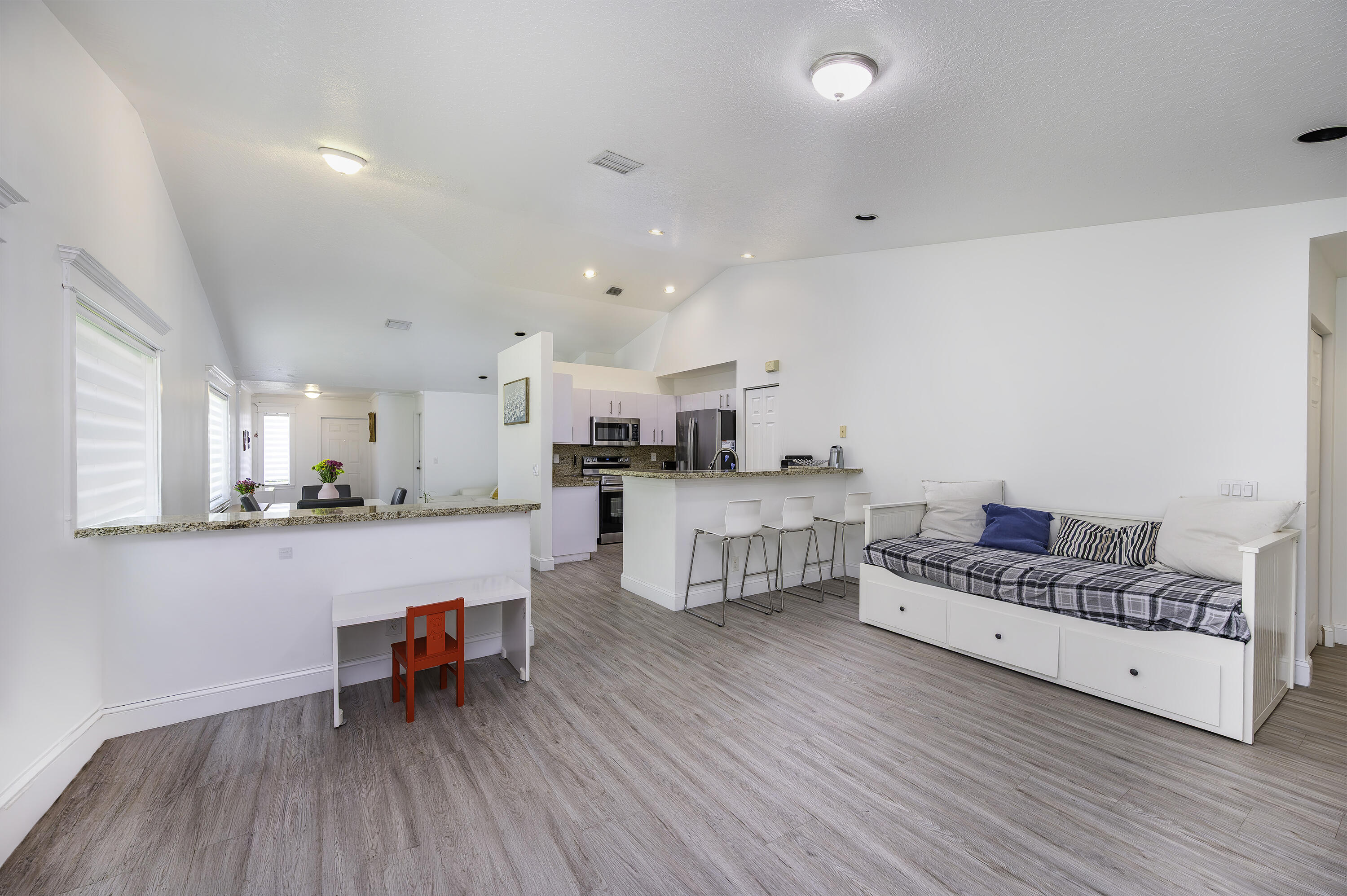 SECTOR 2-PARCELS 1 2 3 4 5 6 7 - Residential