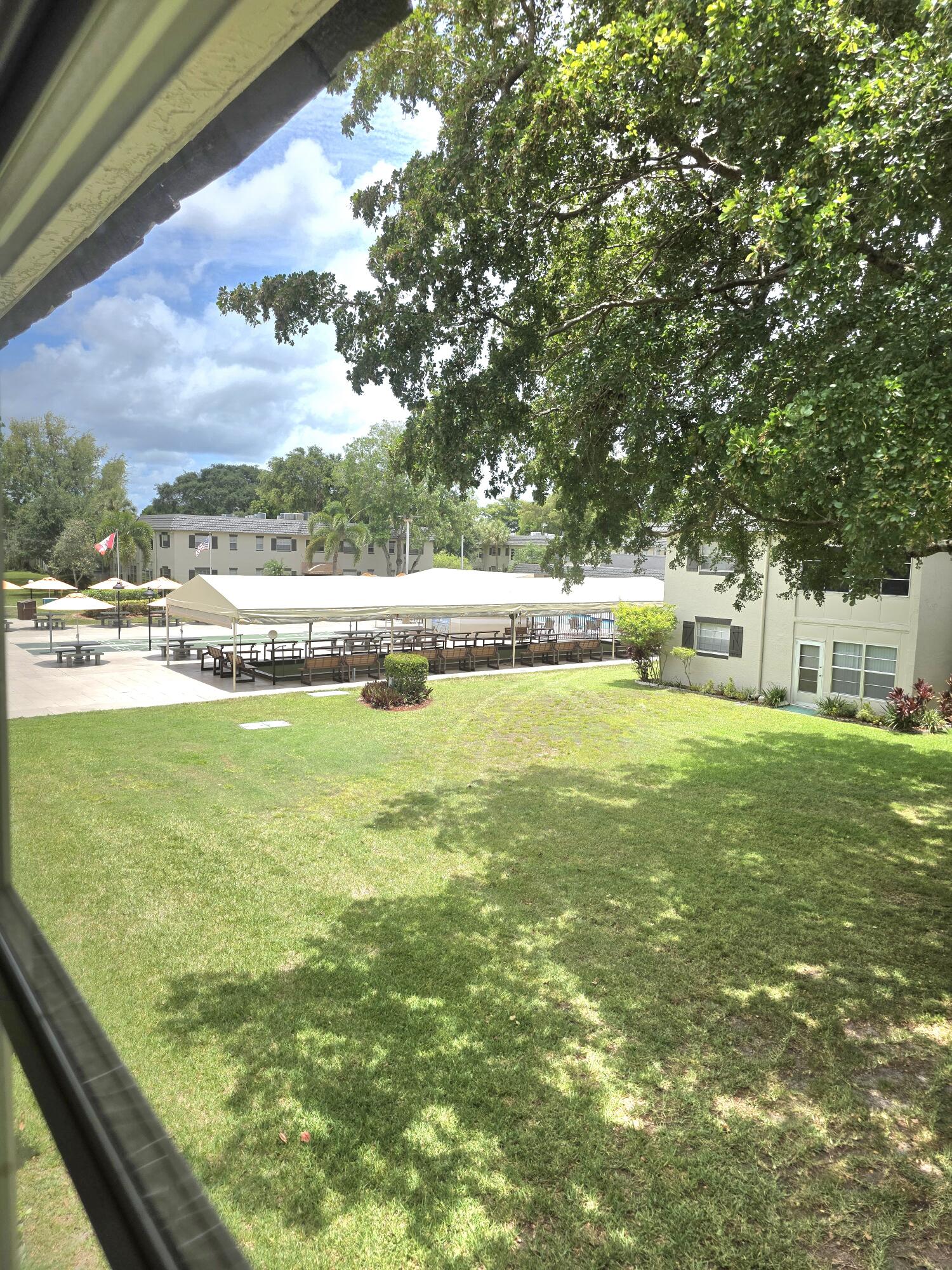 MEADOWS CONDO - Residential