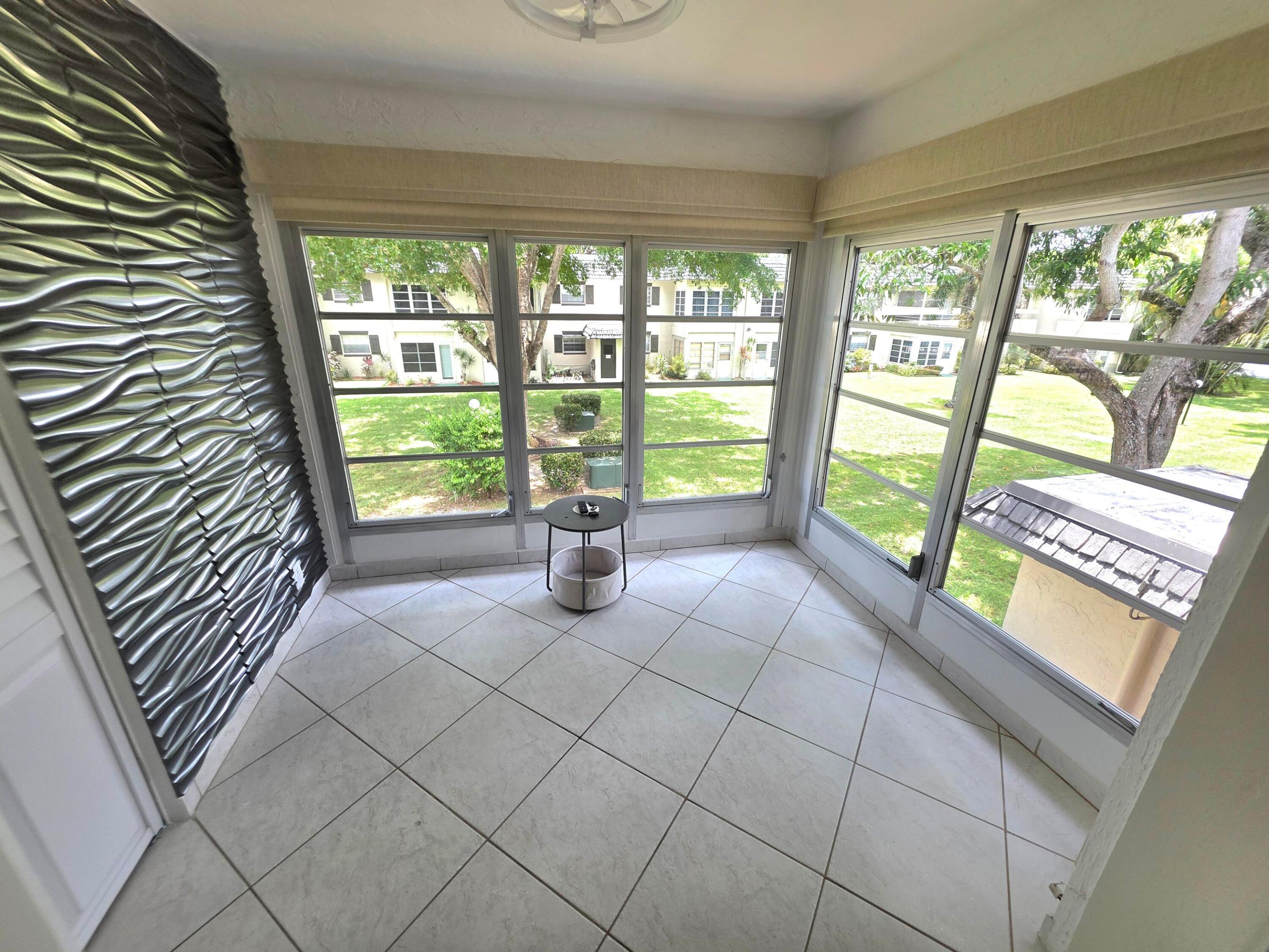 MEADOWS CONDO - Residential