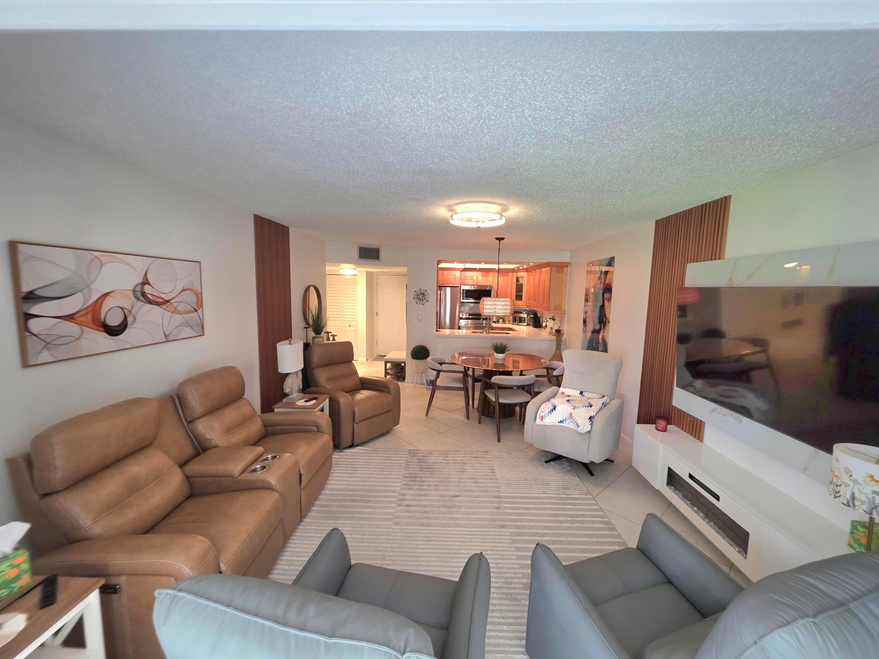 MEADOWS CONDO - Residential