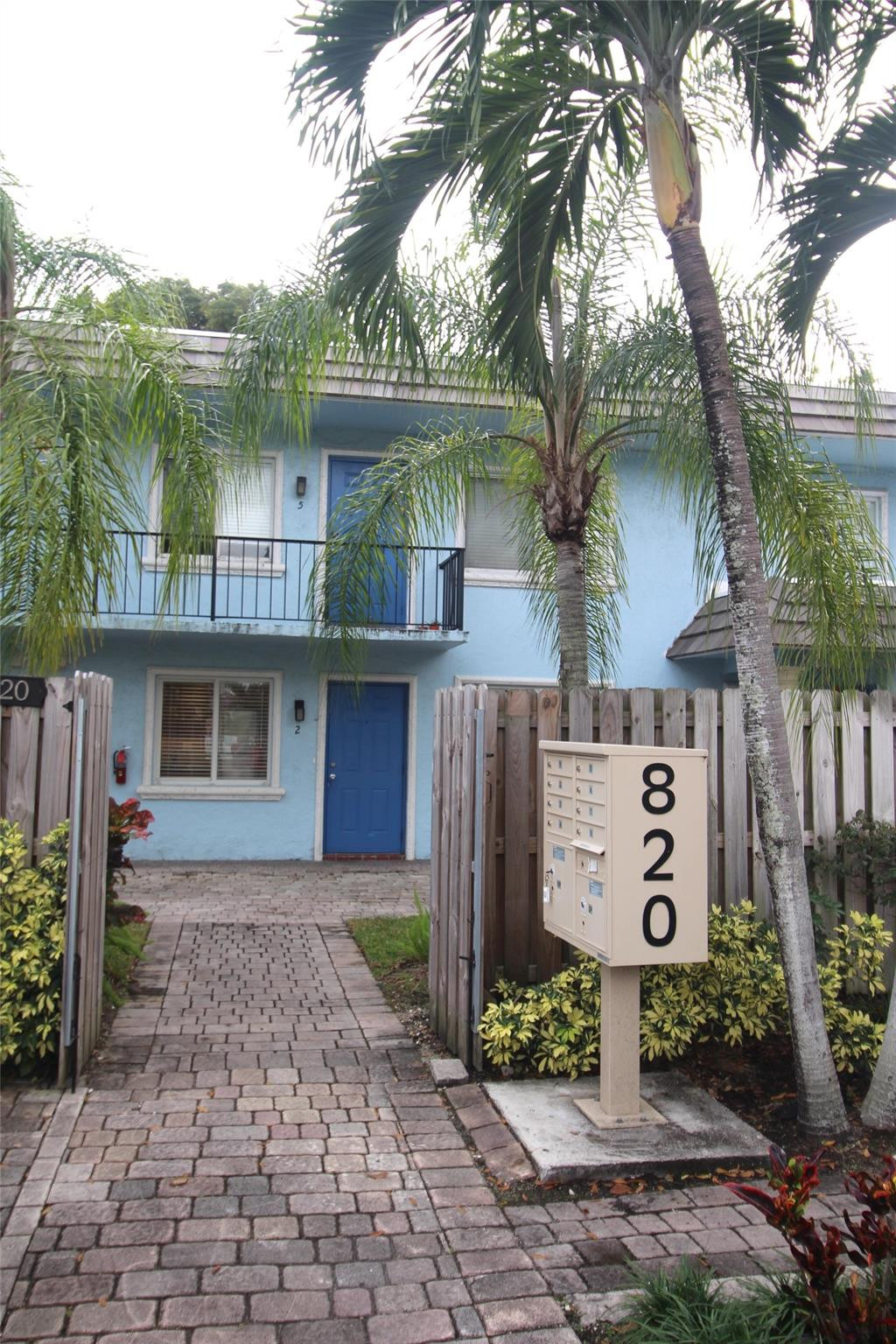 WILTON PARK CONDOS LLC - Residential Lease