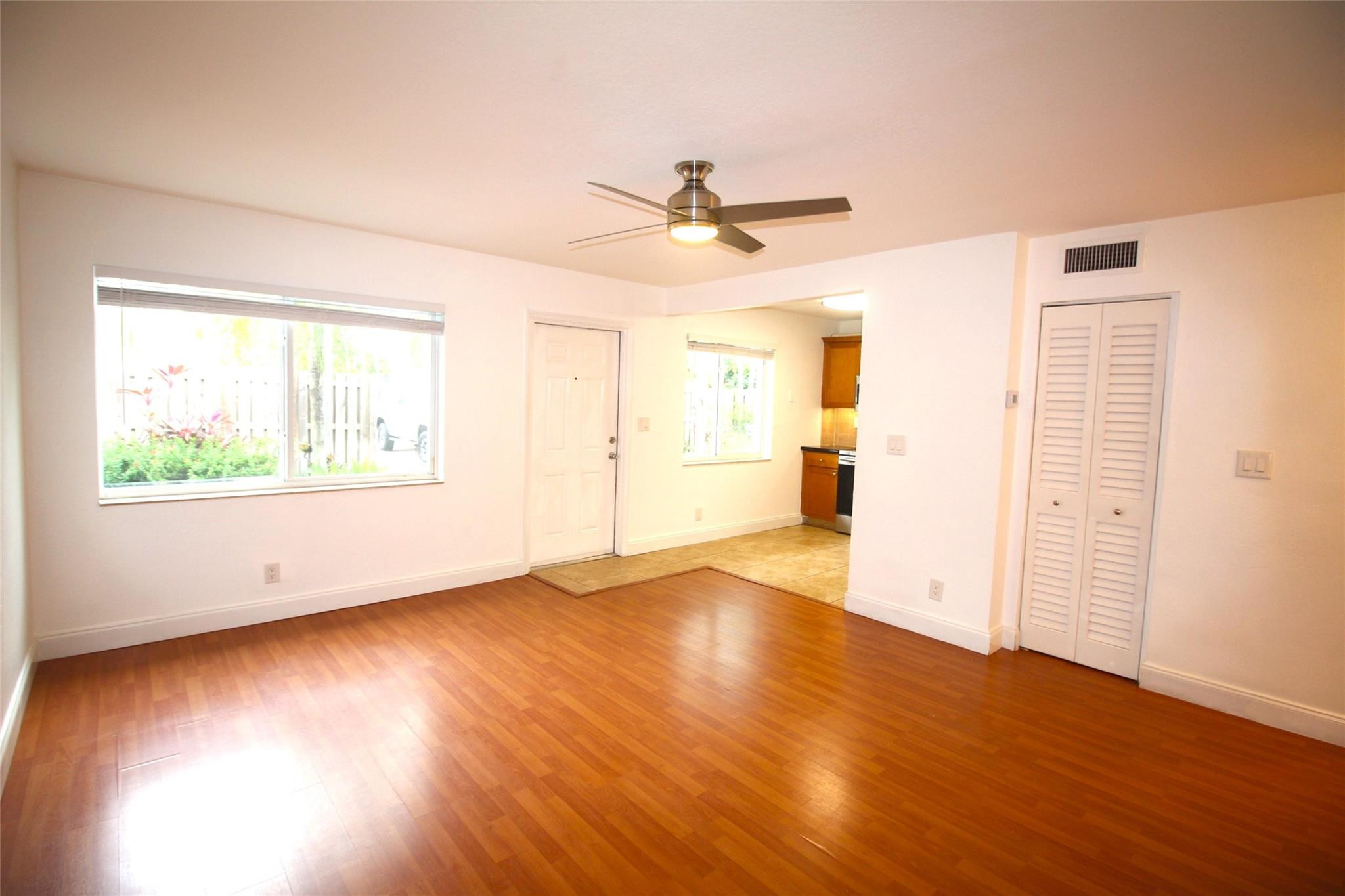 WILTON PARK CONDOS LLC - Residential Lease