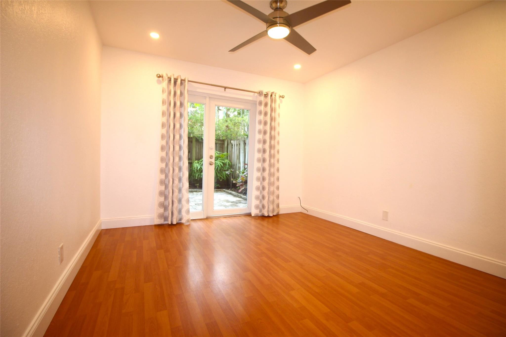 WILTON PARK CONDOS LLC - Residential Lease