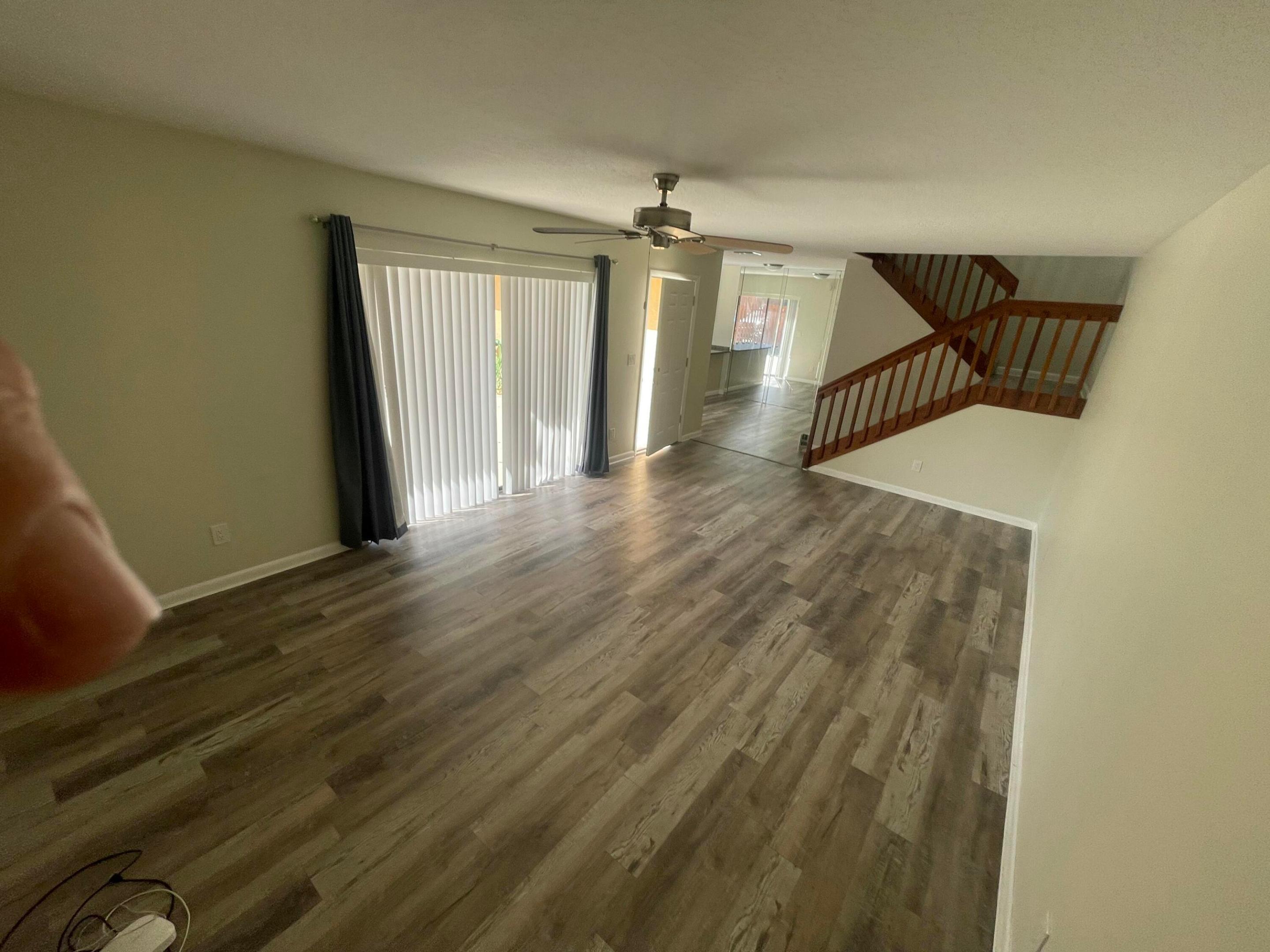 EMERALD LAKES - Residential Lease