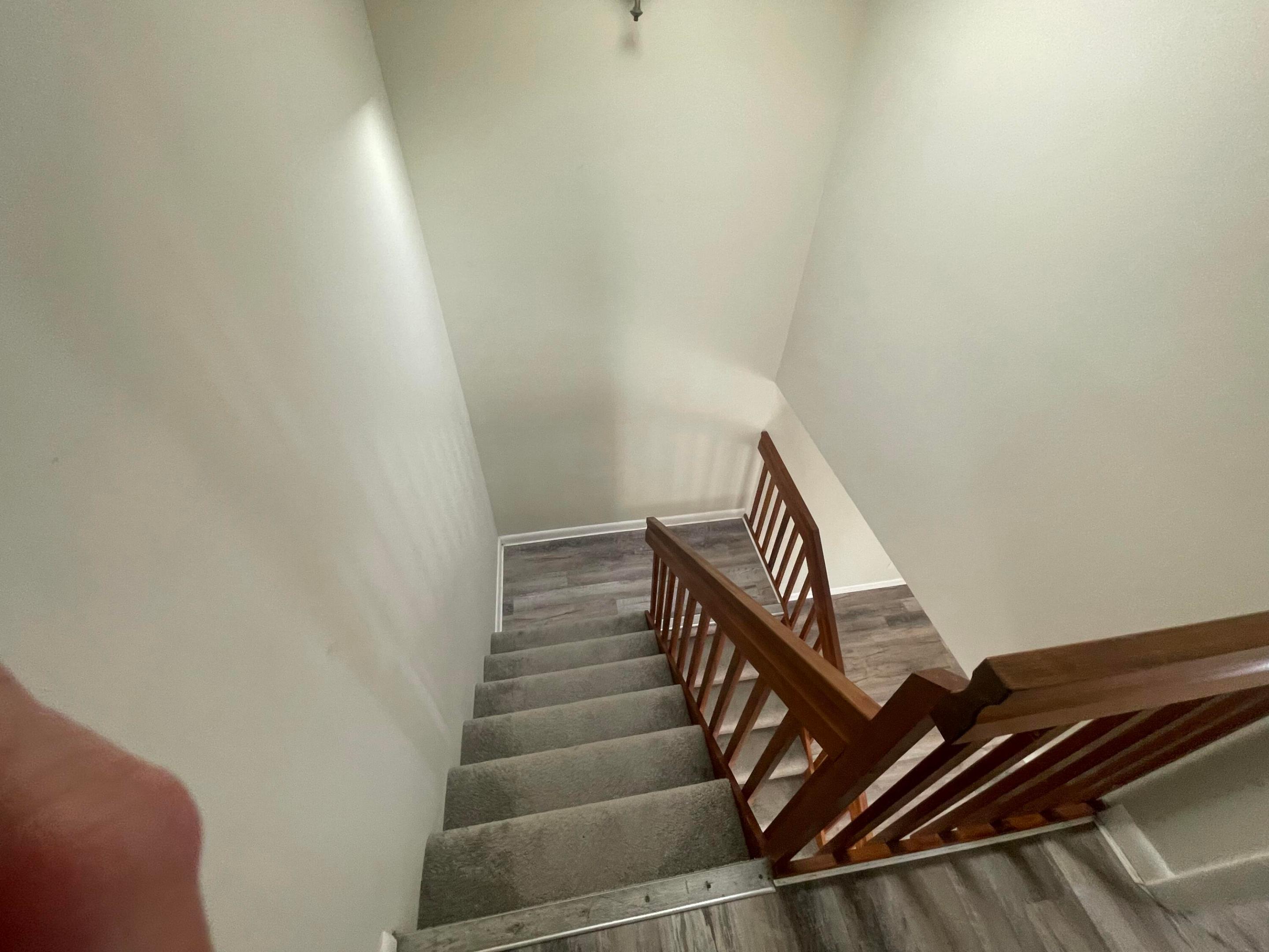EMERALD LAKES - Residential Lease