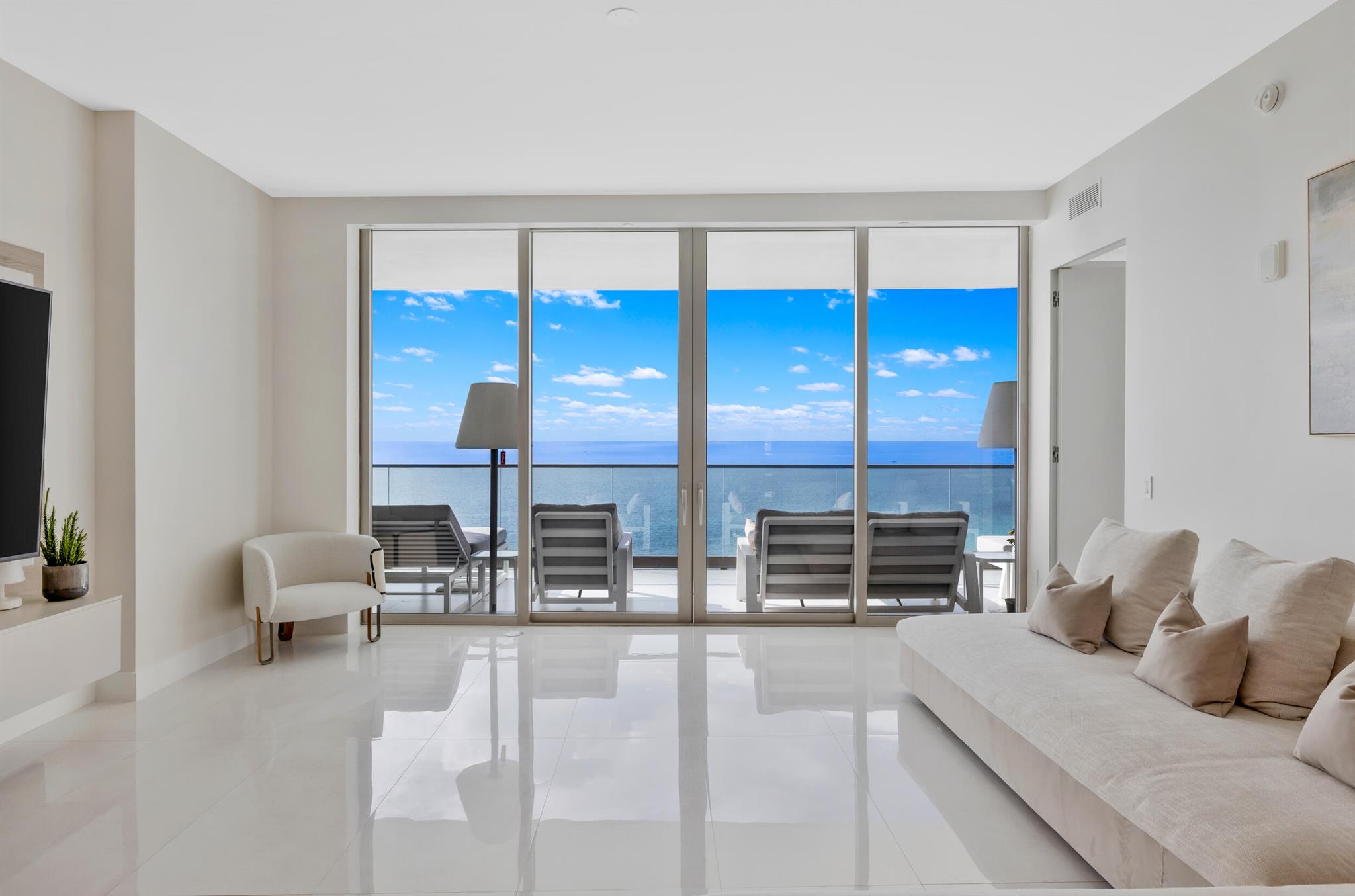 18975 COLLINS CONDO - Residential