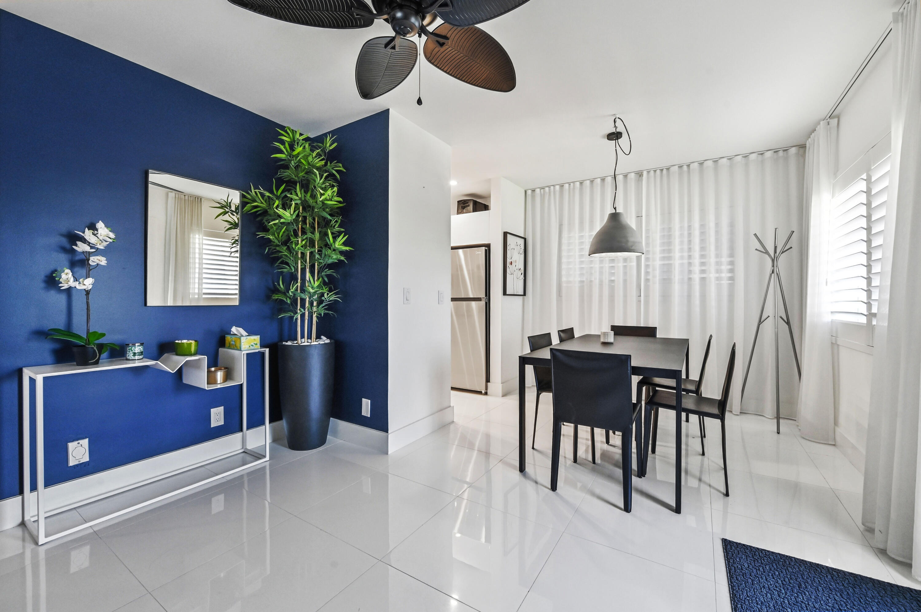 BERKELEY DIPLOMAT - Residential