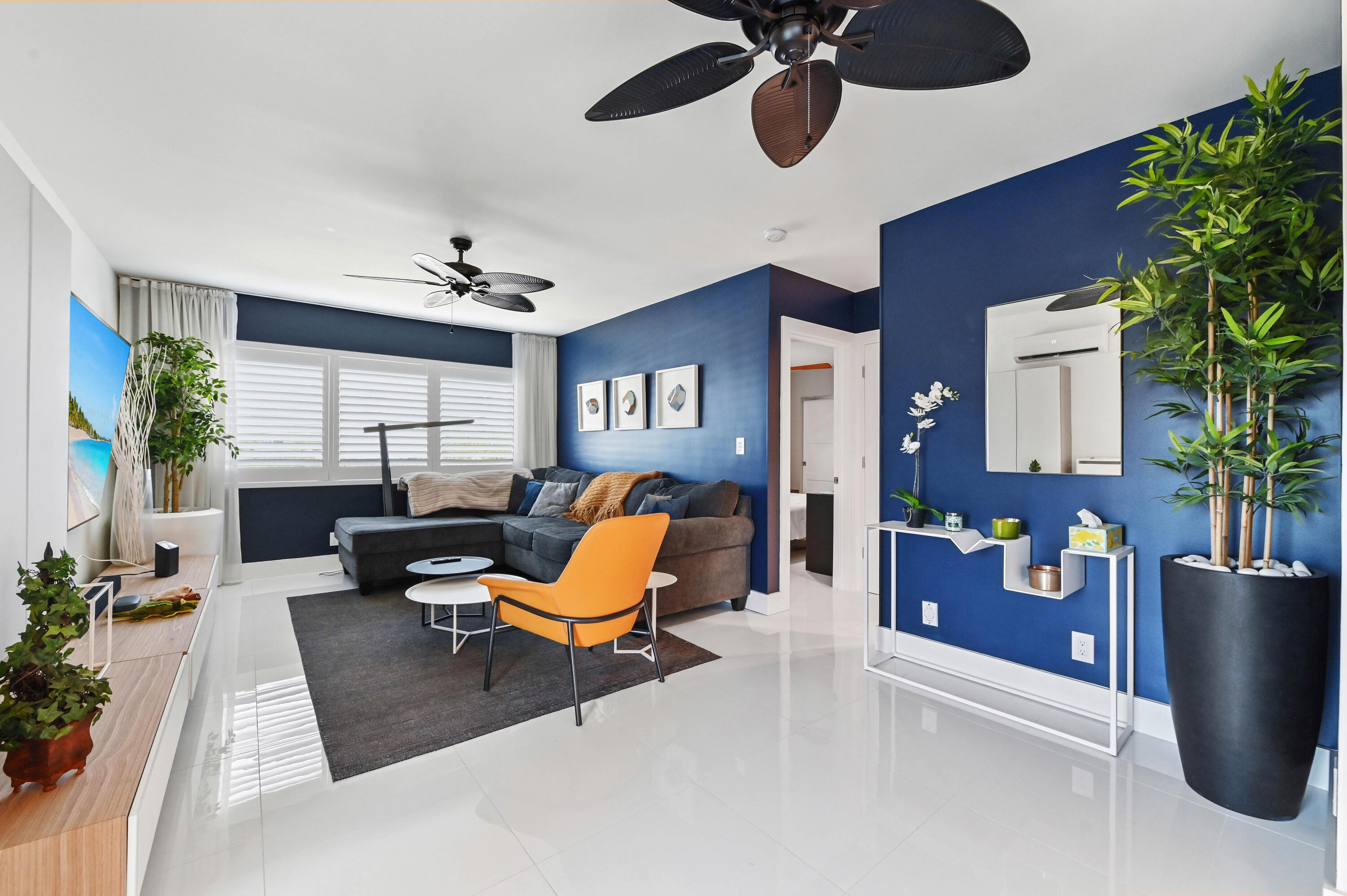 BERKELEY DIPLOMAT - Residential