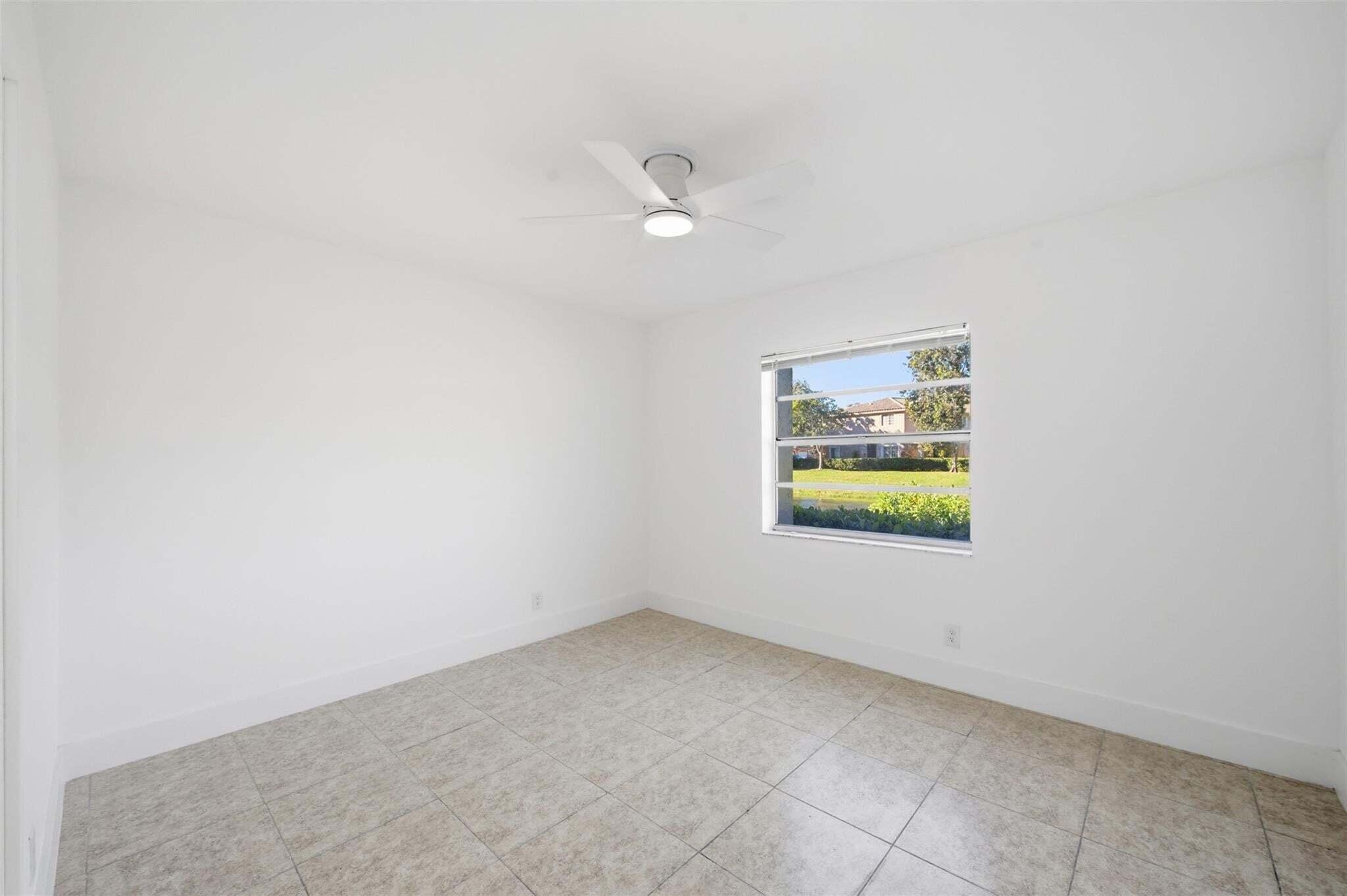 VICTORIA SQUARE CONDO - Residential Lease