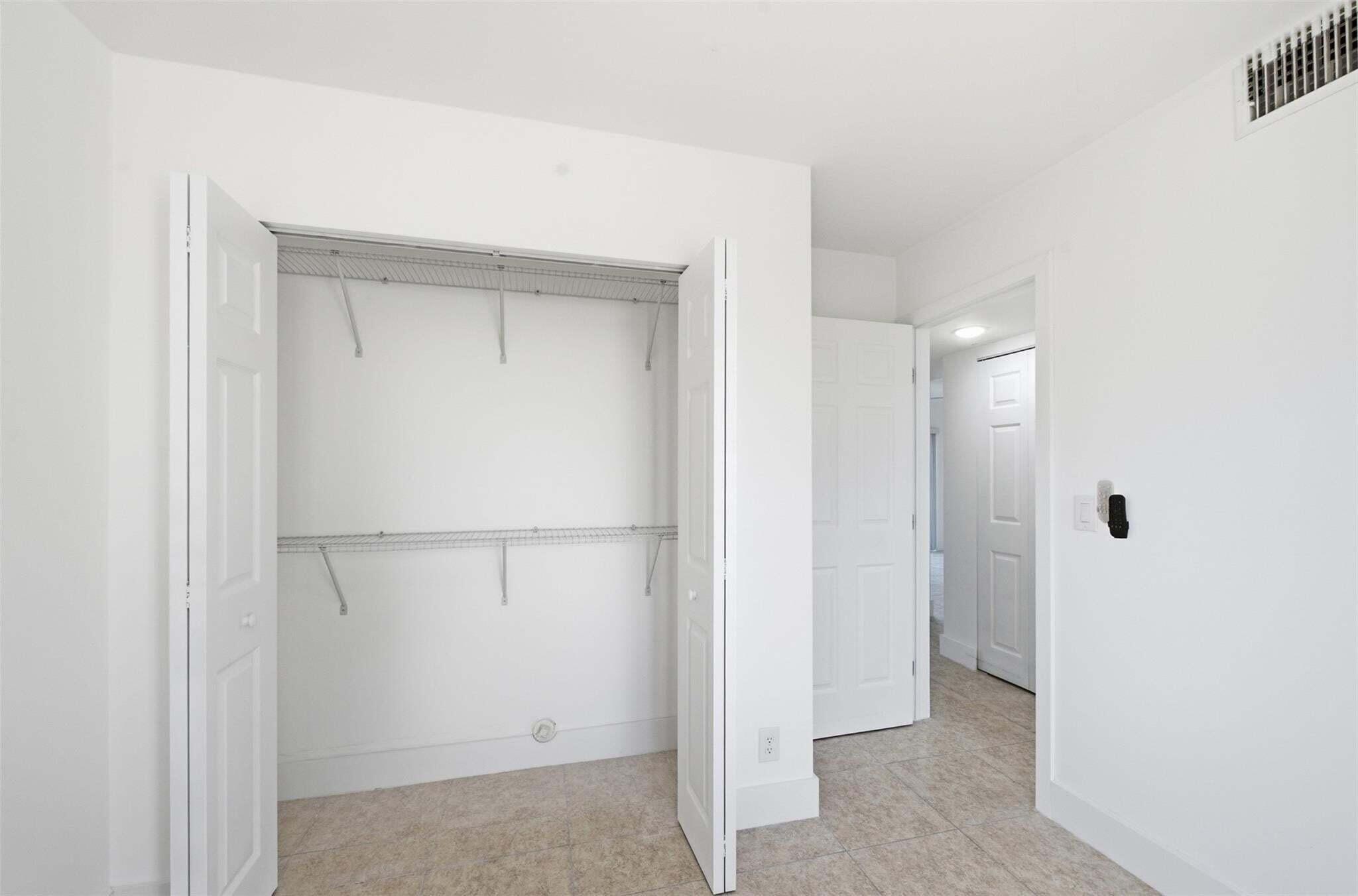 VICTORIA SQUARE CONDO - Residential Lease