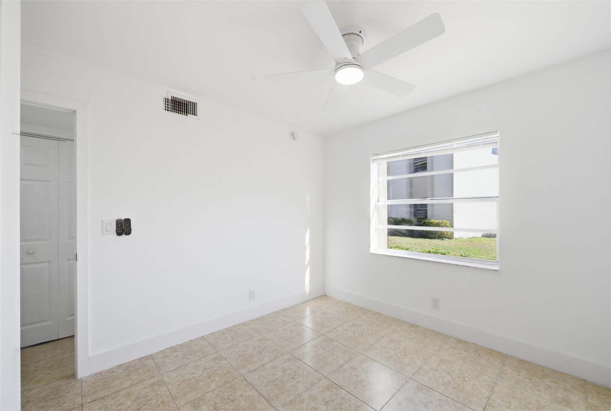 VICTORIA SQUARE CONDO - Residential Lease