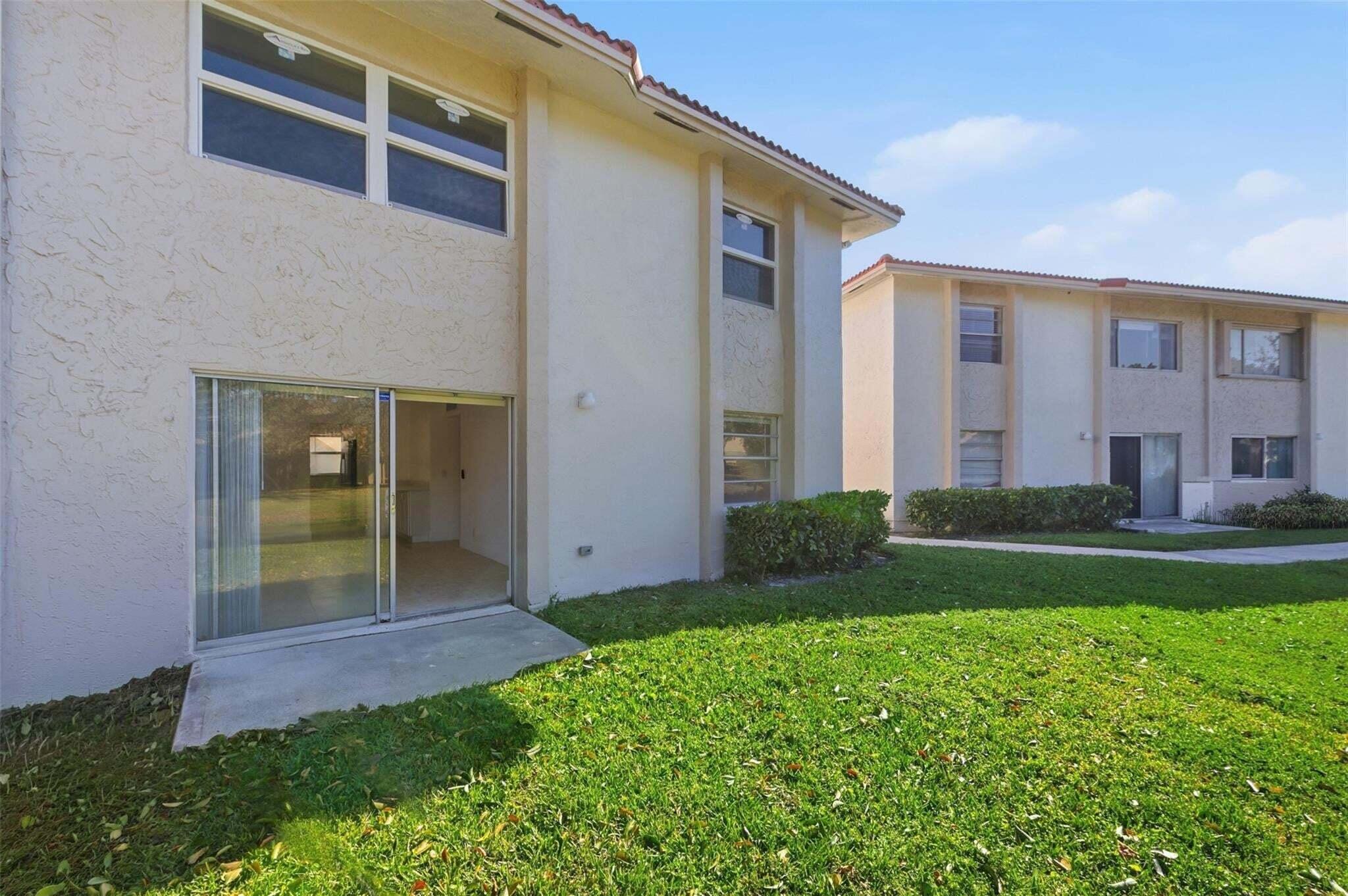 VICTORIA SQUARE CONDO - Residential Lease