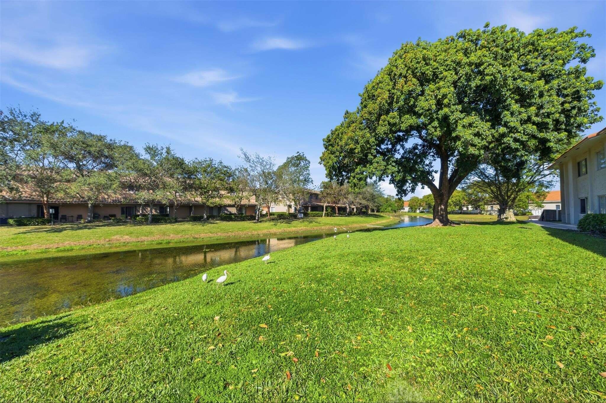 VICTORIA SQUARE CONDO - Residential Lease