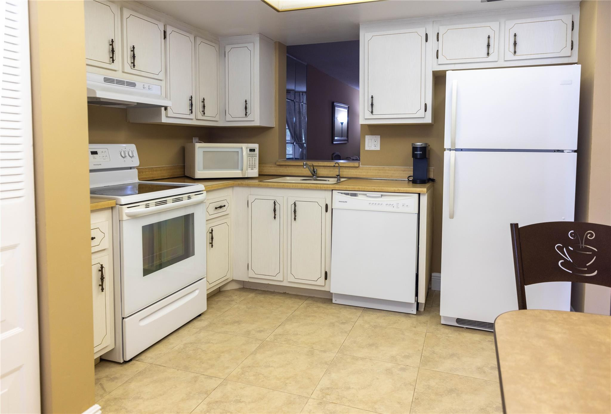 10 OF PALM SPRINGS 2 CONDO - Residential