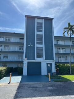 10 OF PALM SPRINGS 2 CONDO - Residential