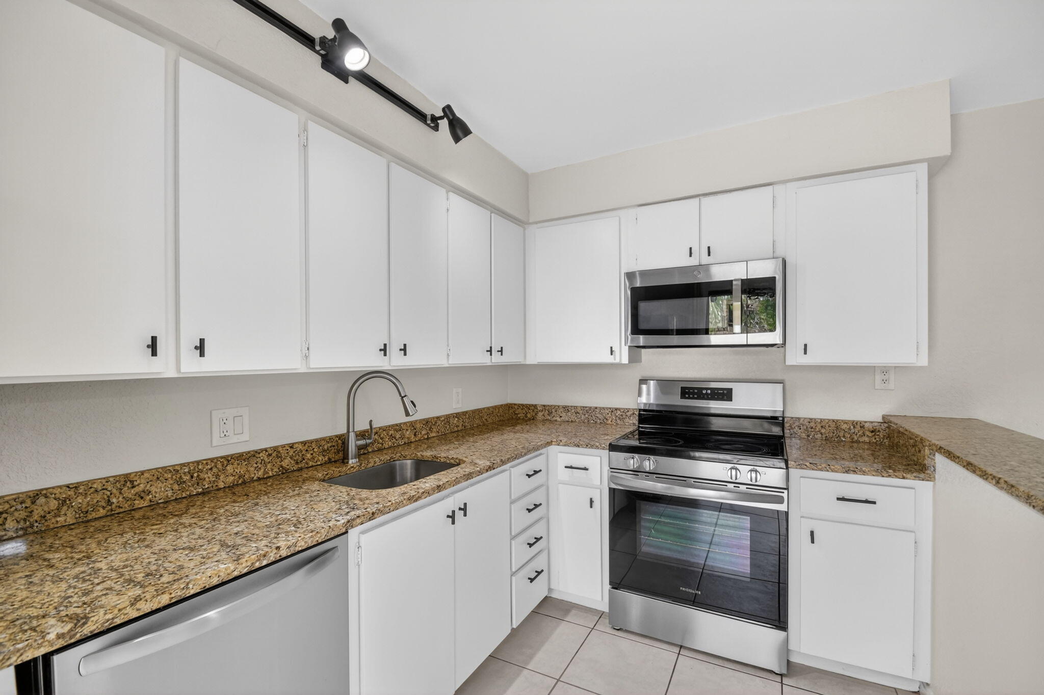 SANDALWOOD ESTATES - Residential