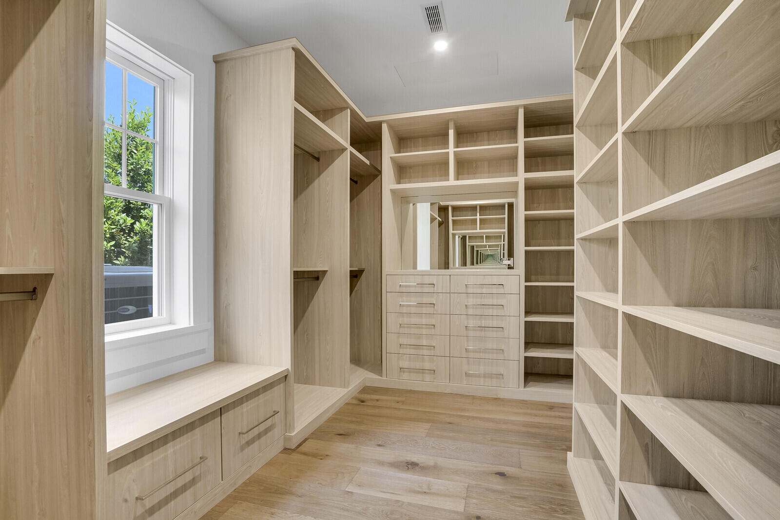 n/a/ - Residential