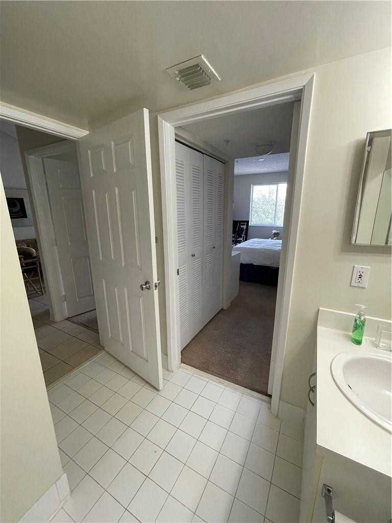 Riviera Palms - Residential