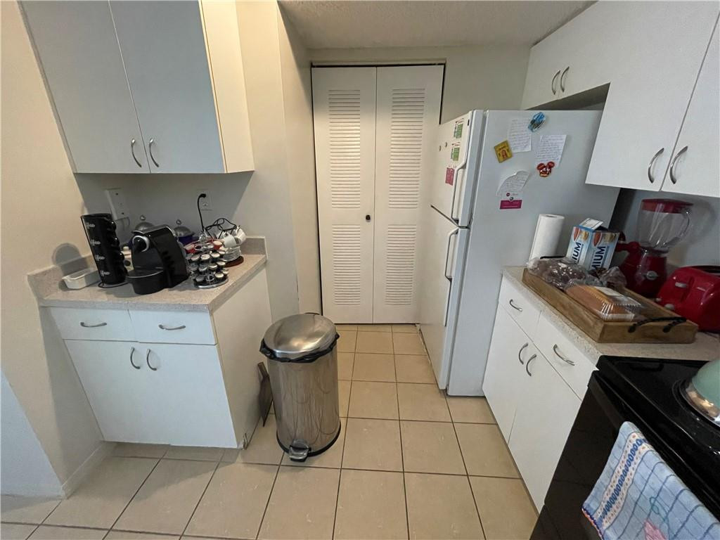 Riviera Palms - Residential