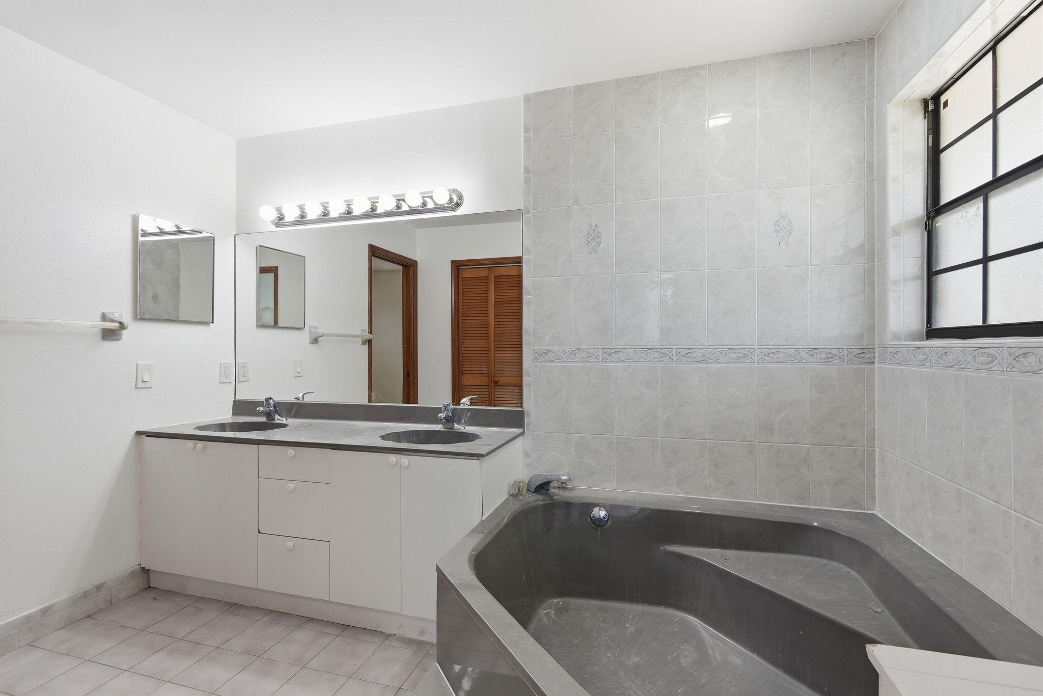 MARALEX GARDENS ESTATES - Residential