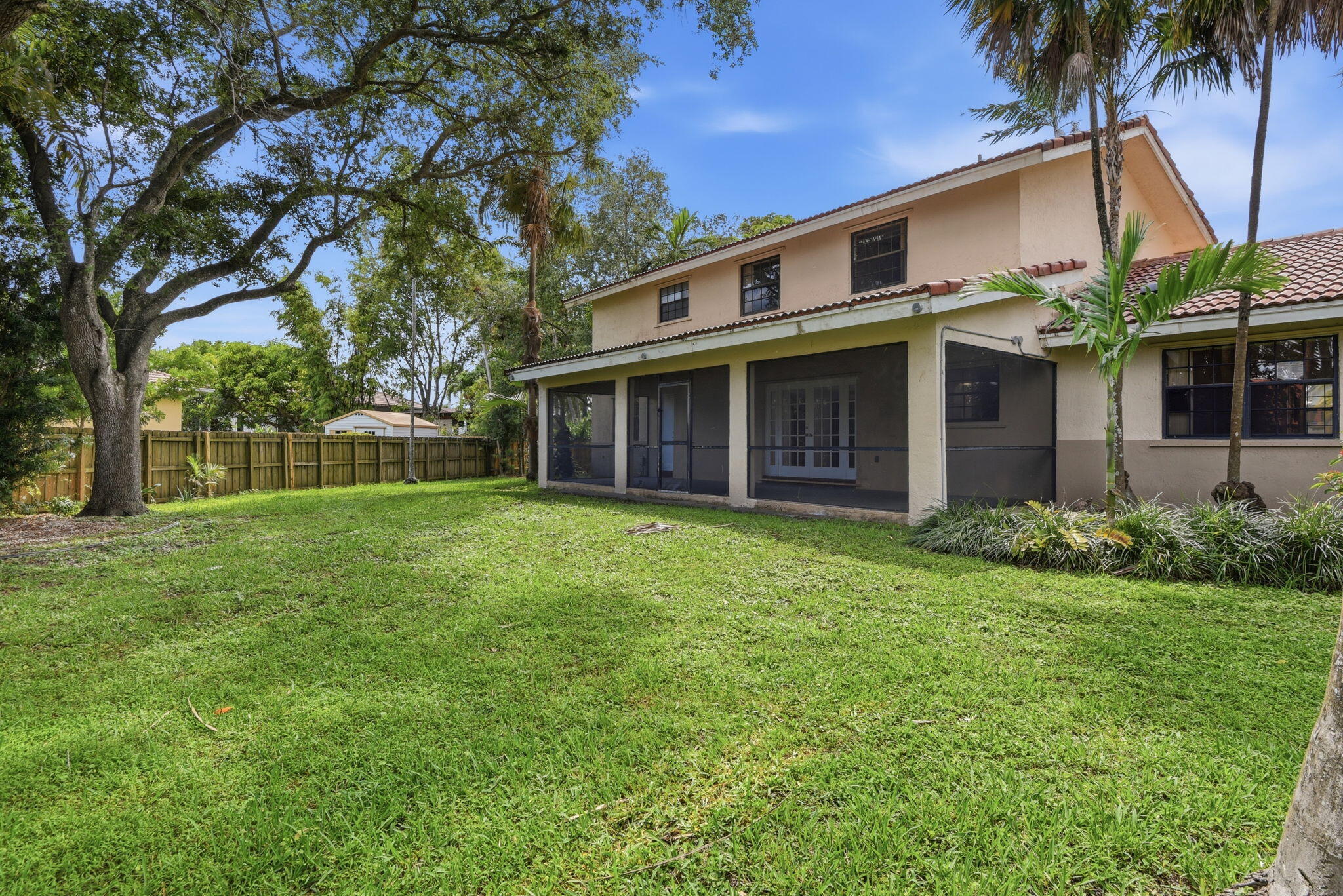 MARALEX GARDENS ESTATES - Residential
