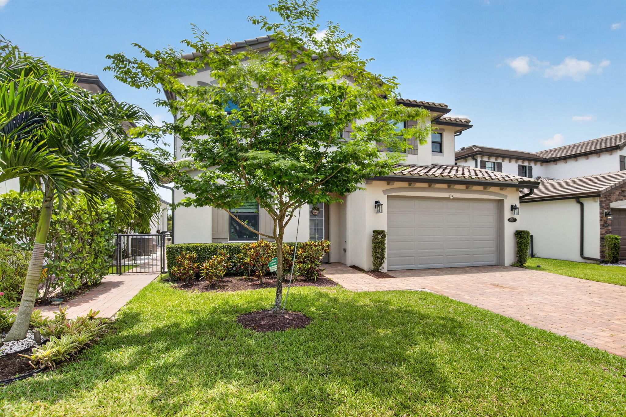 PALM MEADOWS ESTATES - Residential