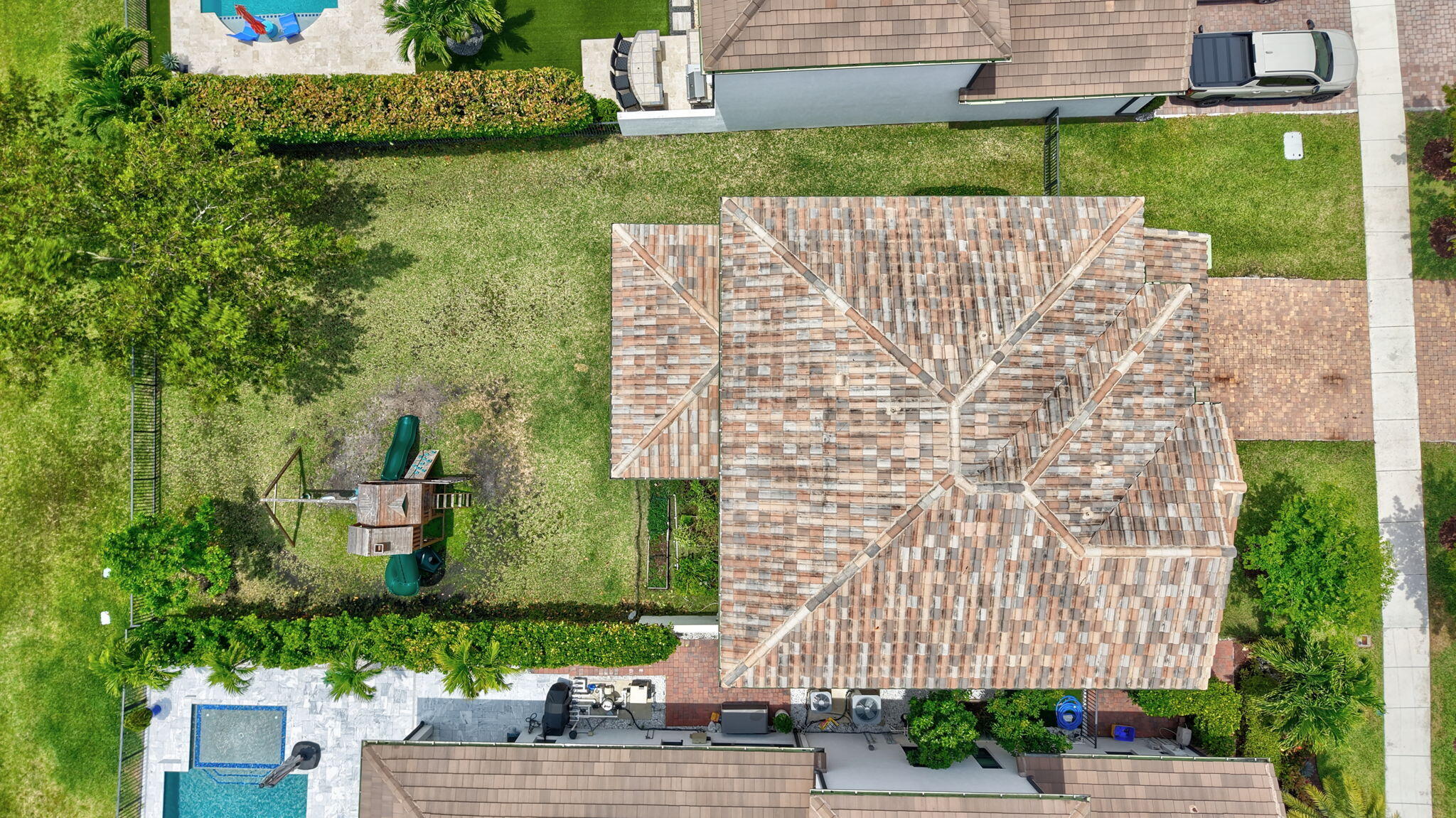 PALM MEADOWS ESTATES - Residential