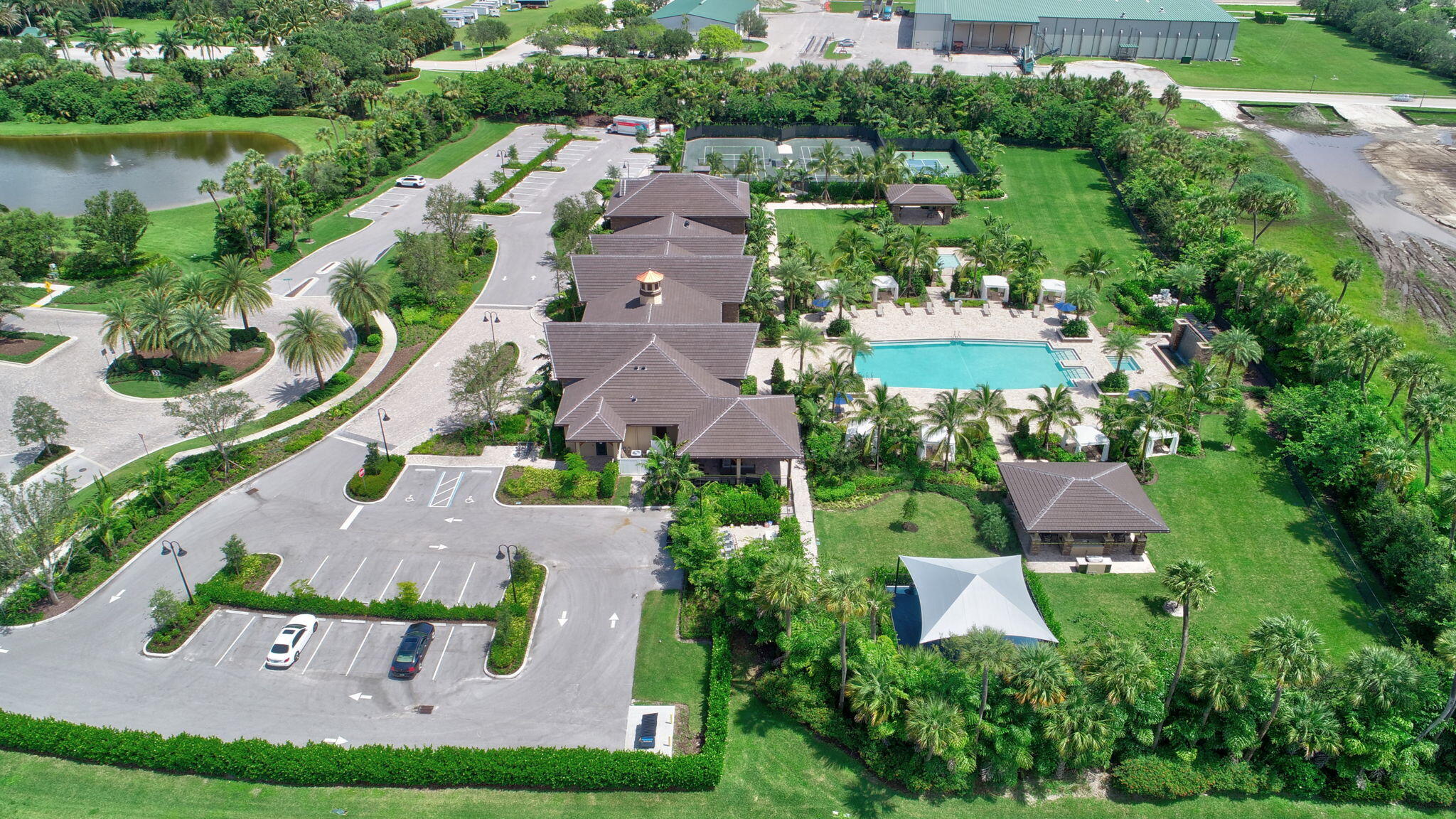 PALM MEADOWS ESTATES - Residential