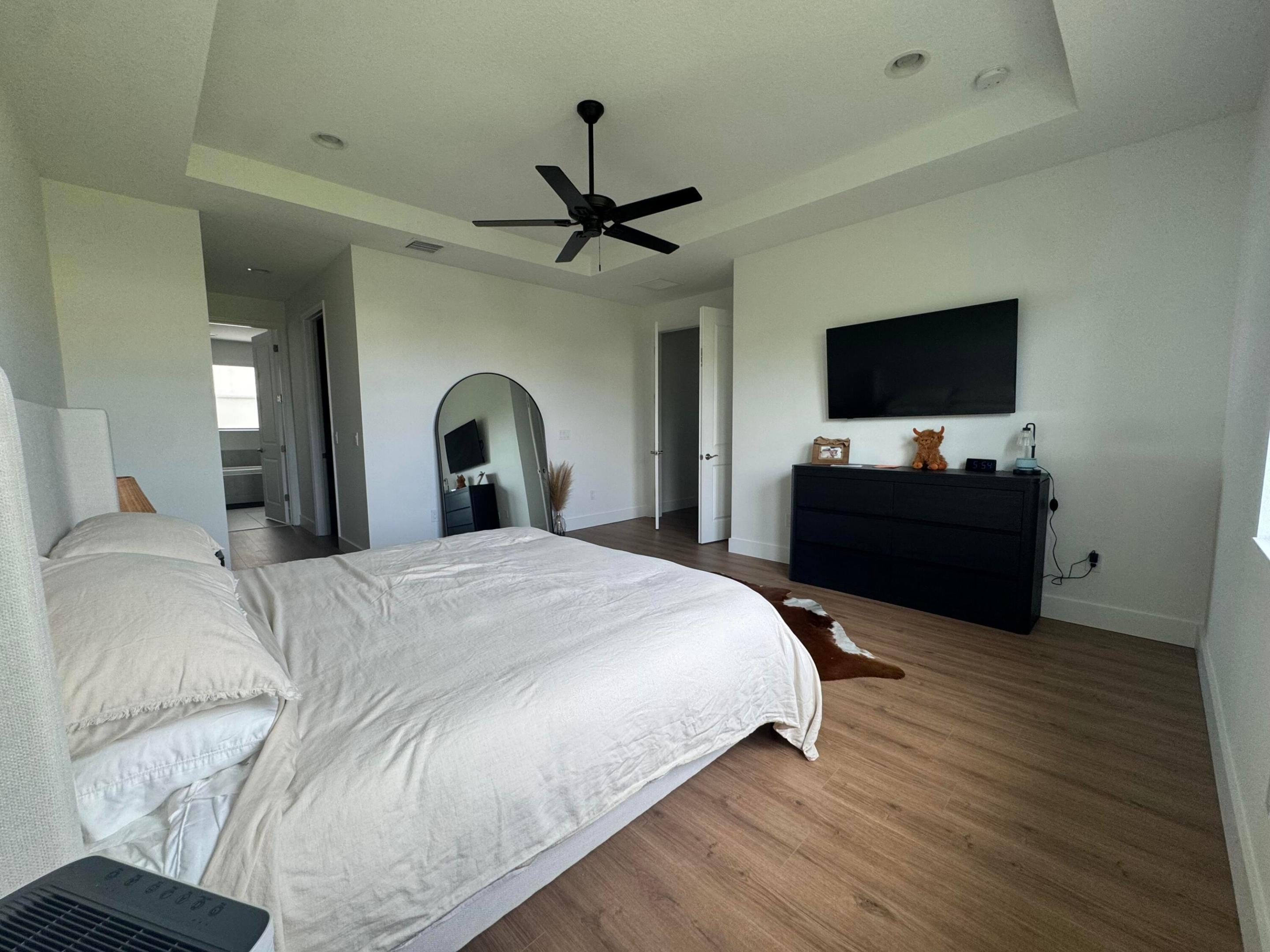 CROSSINGS OF WESTLAKE - Residential
