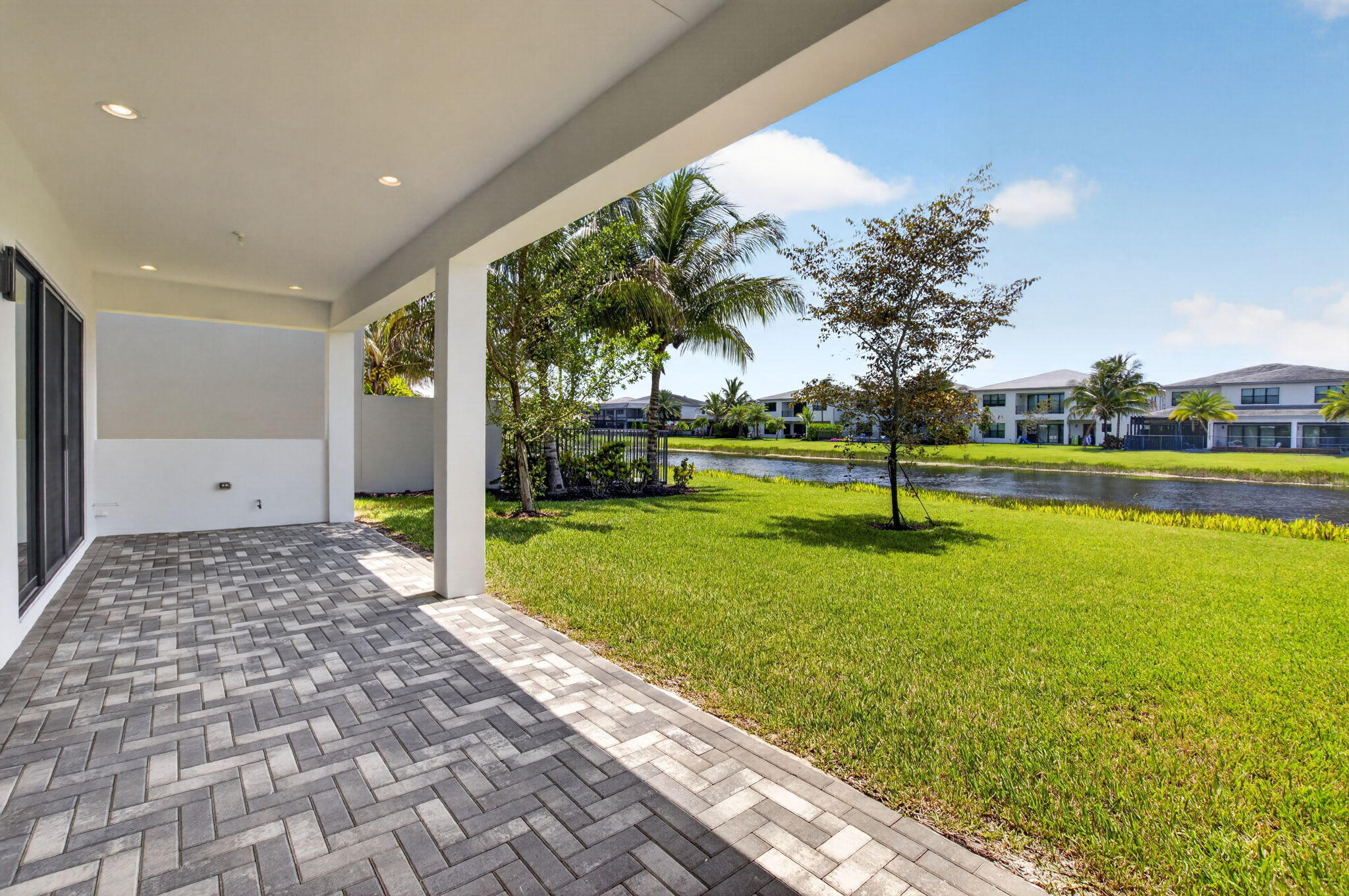 BRIDGES MIZNER PUD BRIDGES SOUTH PLAT SEVEN - Residential Lease
