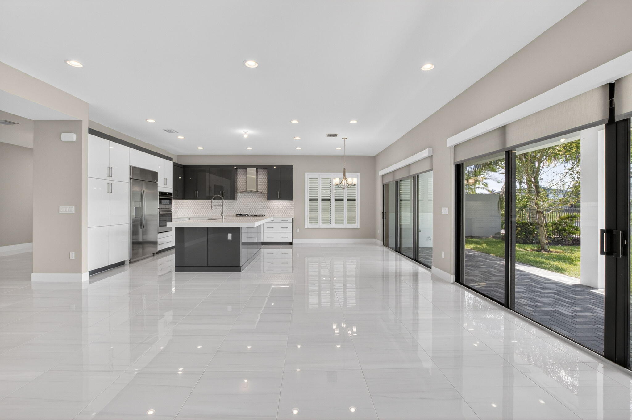 BRIDGES MIZNER PUD BRIDGES SOUTH PLAT SEVEN - Residential Lease