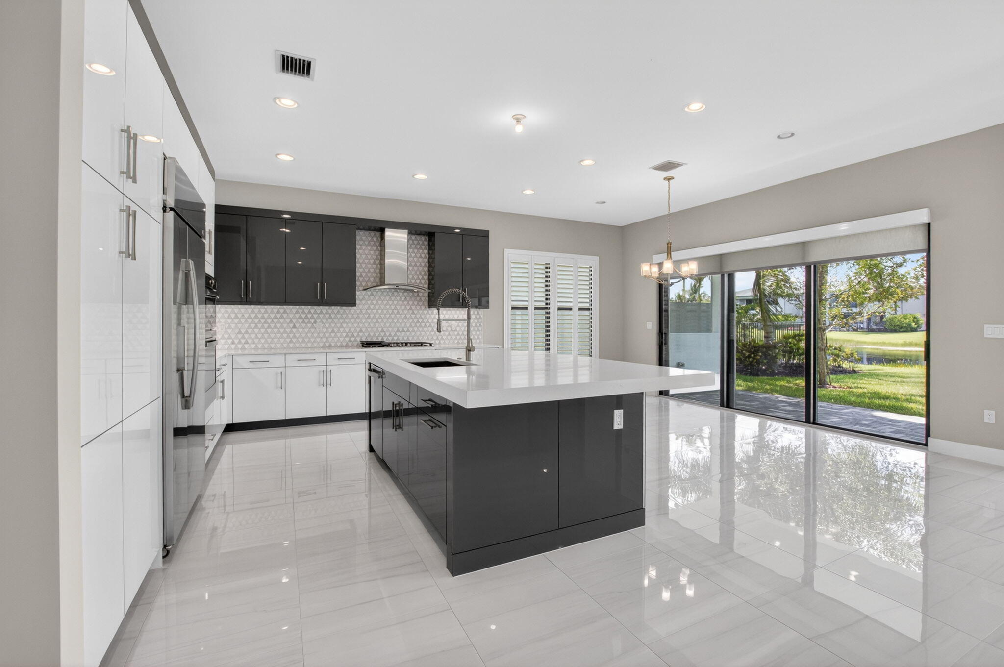 BRIDGES MIZNER PUD BRIDGES SOUTH PLAT SEVEN - Residential Lease