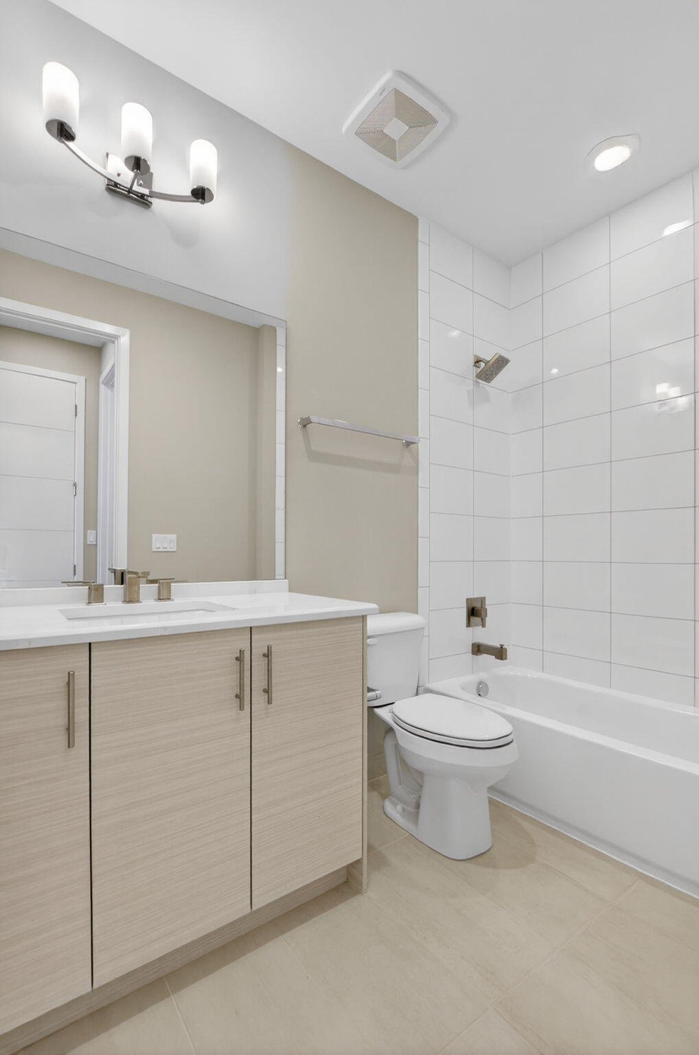 BRIDGES MIZNER PUD BRIDGES SOUTH PLAT SEVEN - Residential Lease