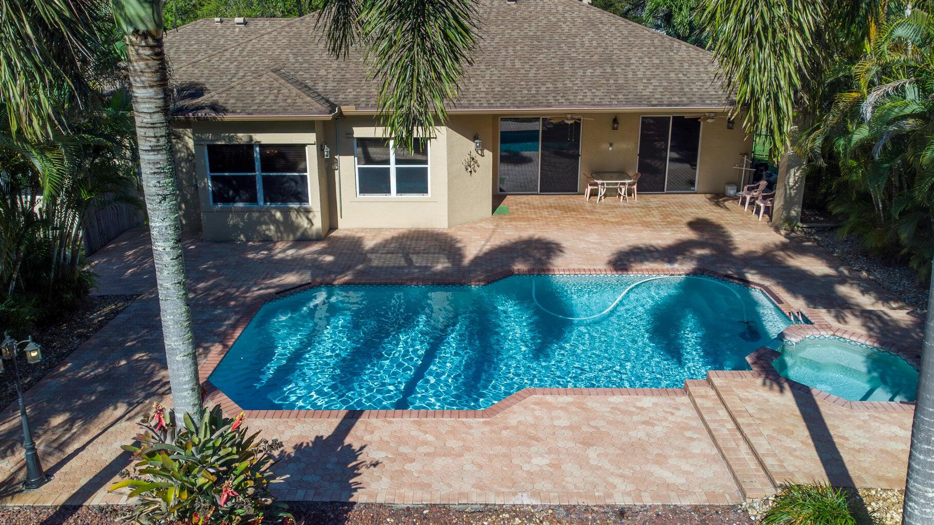 SELIGMAN-KIA ACRES - Residential