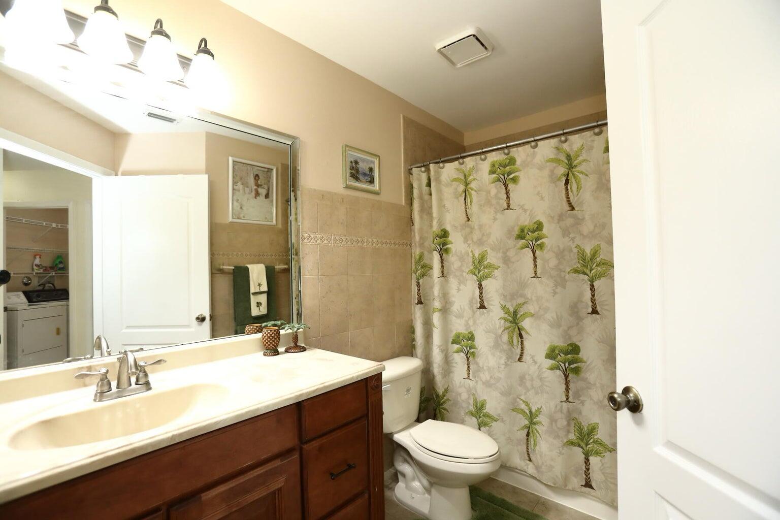 SELIGMAN-KIA ACRES - Residential