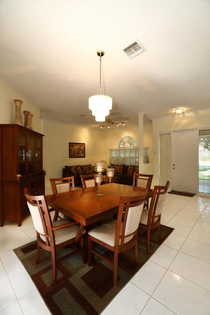 SELIGMAN-KIA ACRES - Residential