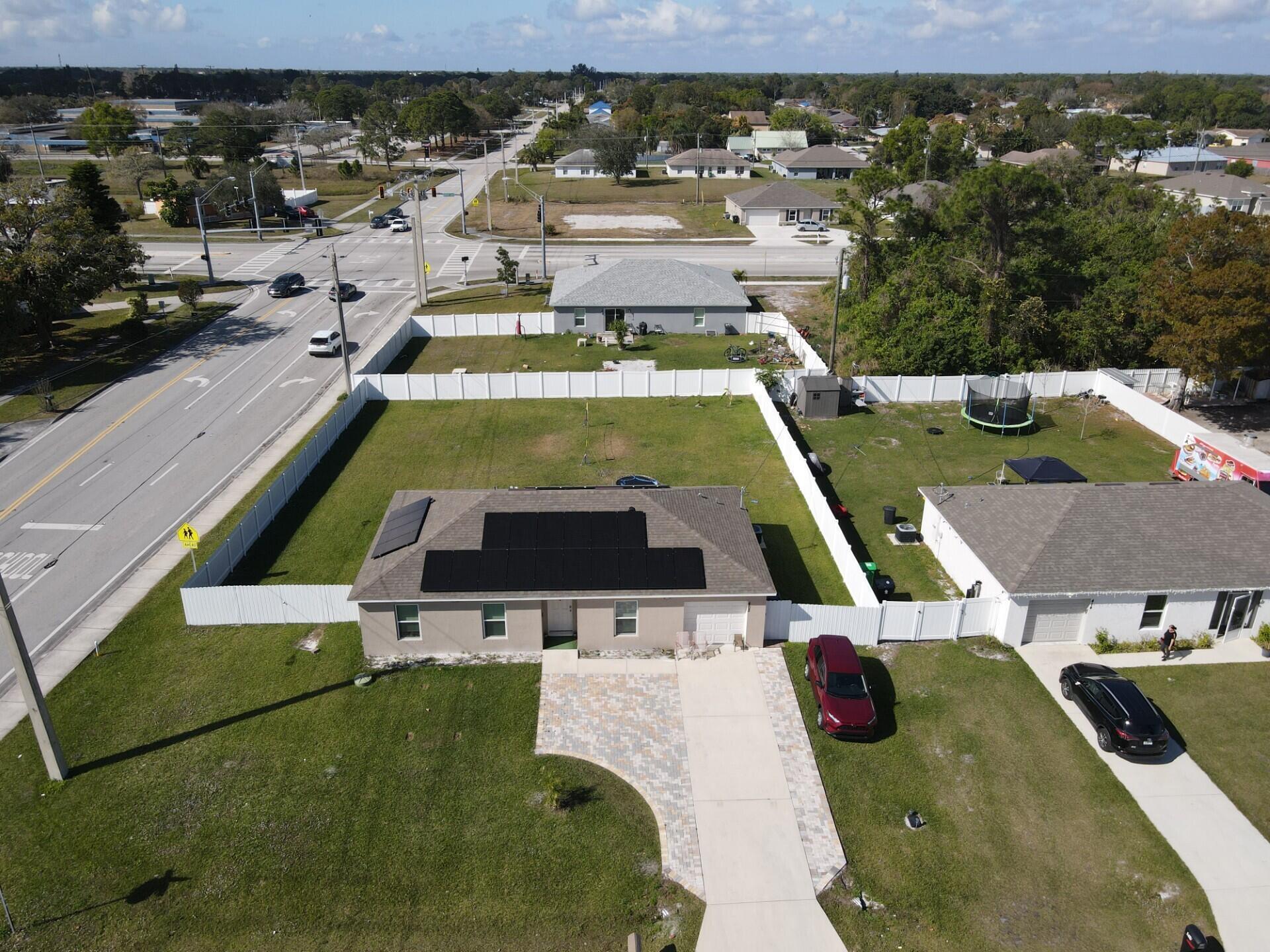 PORT ST LUCIE SECTION 26 - Residential Lease