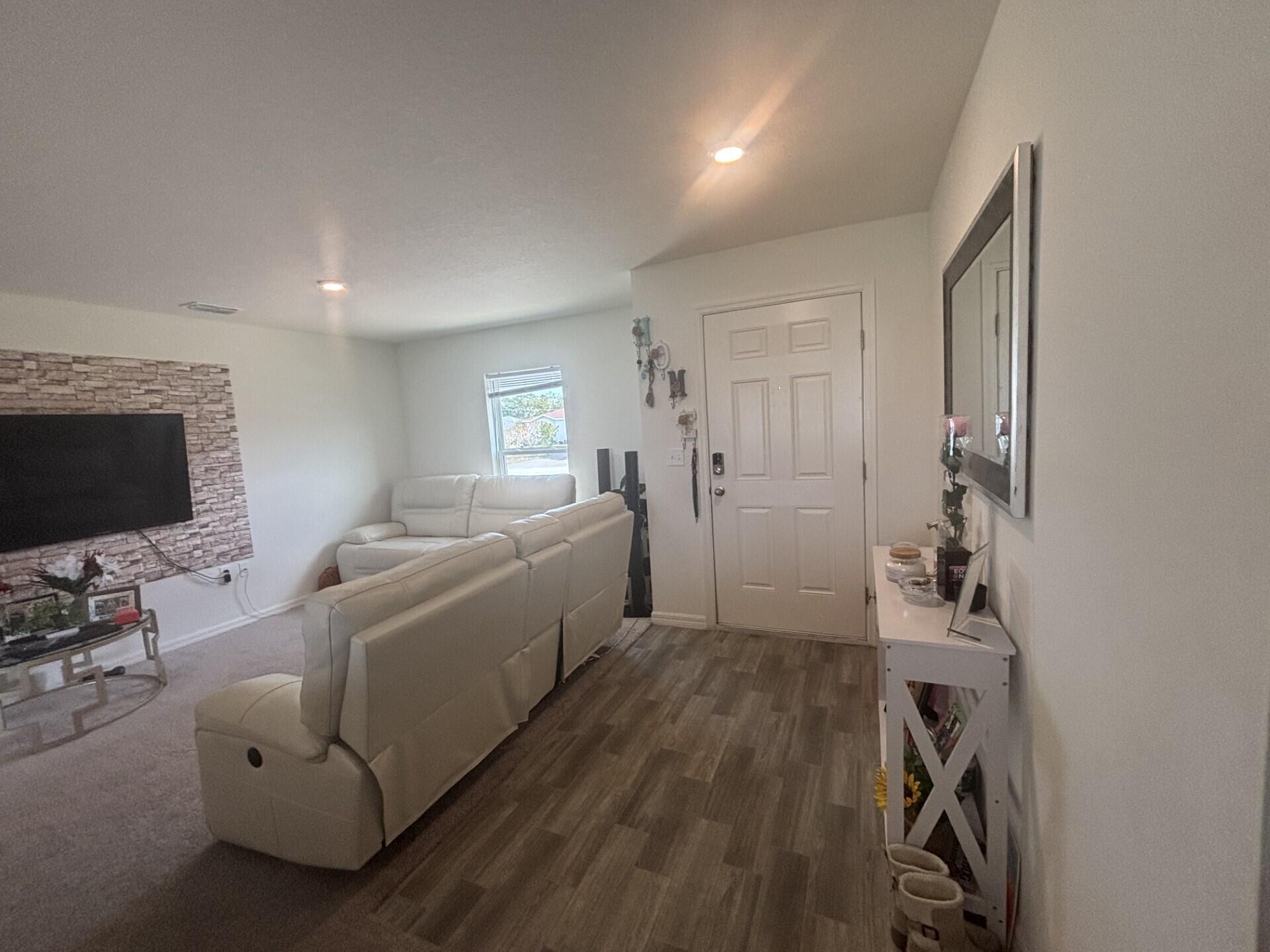 PORT ST LUCIE SECTION 26 - Residential Lease