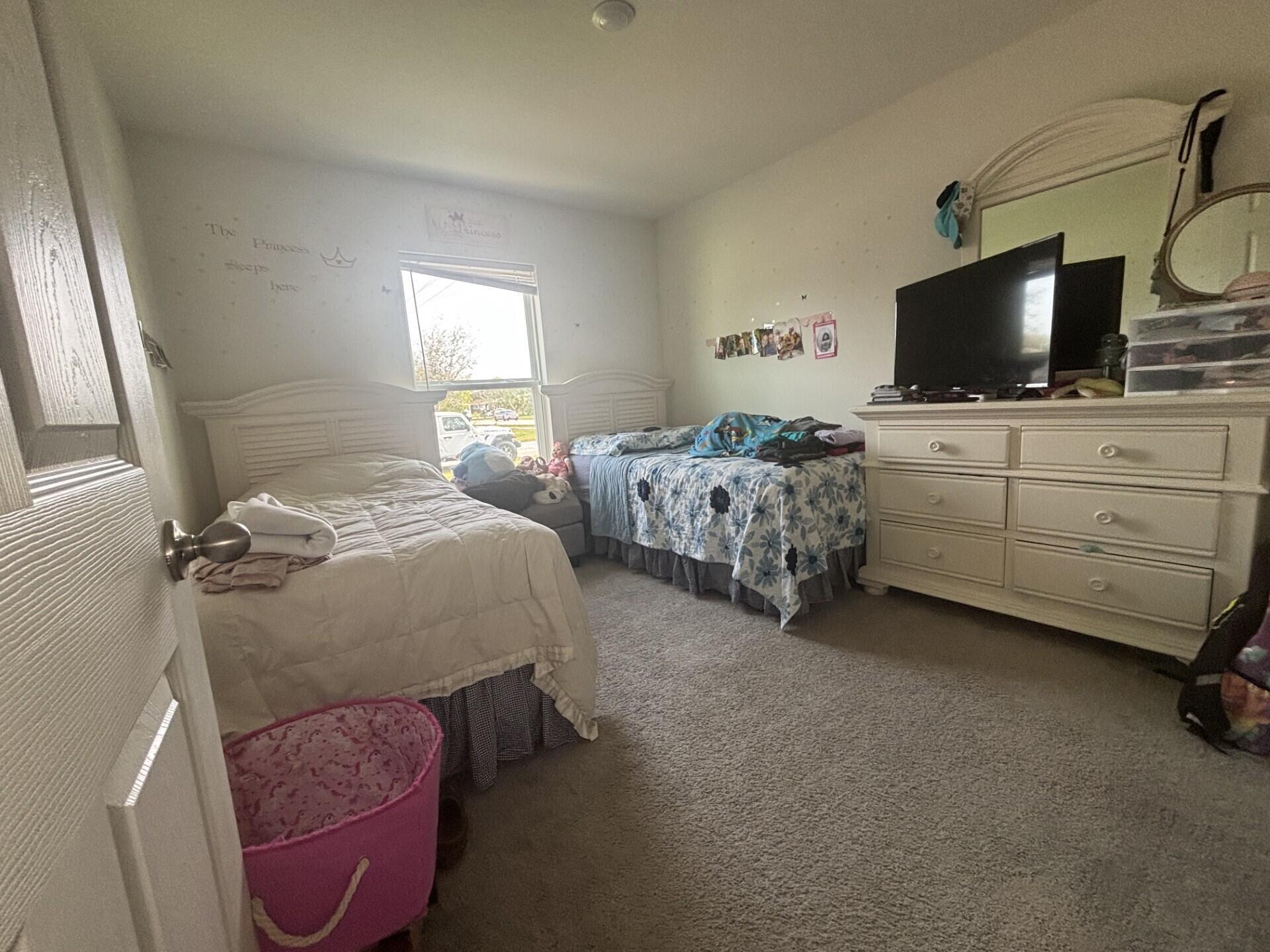 PORT ST LUCIE SECTION 26 - Residential Lease