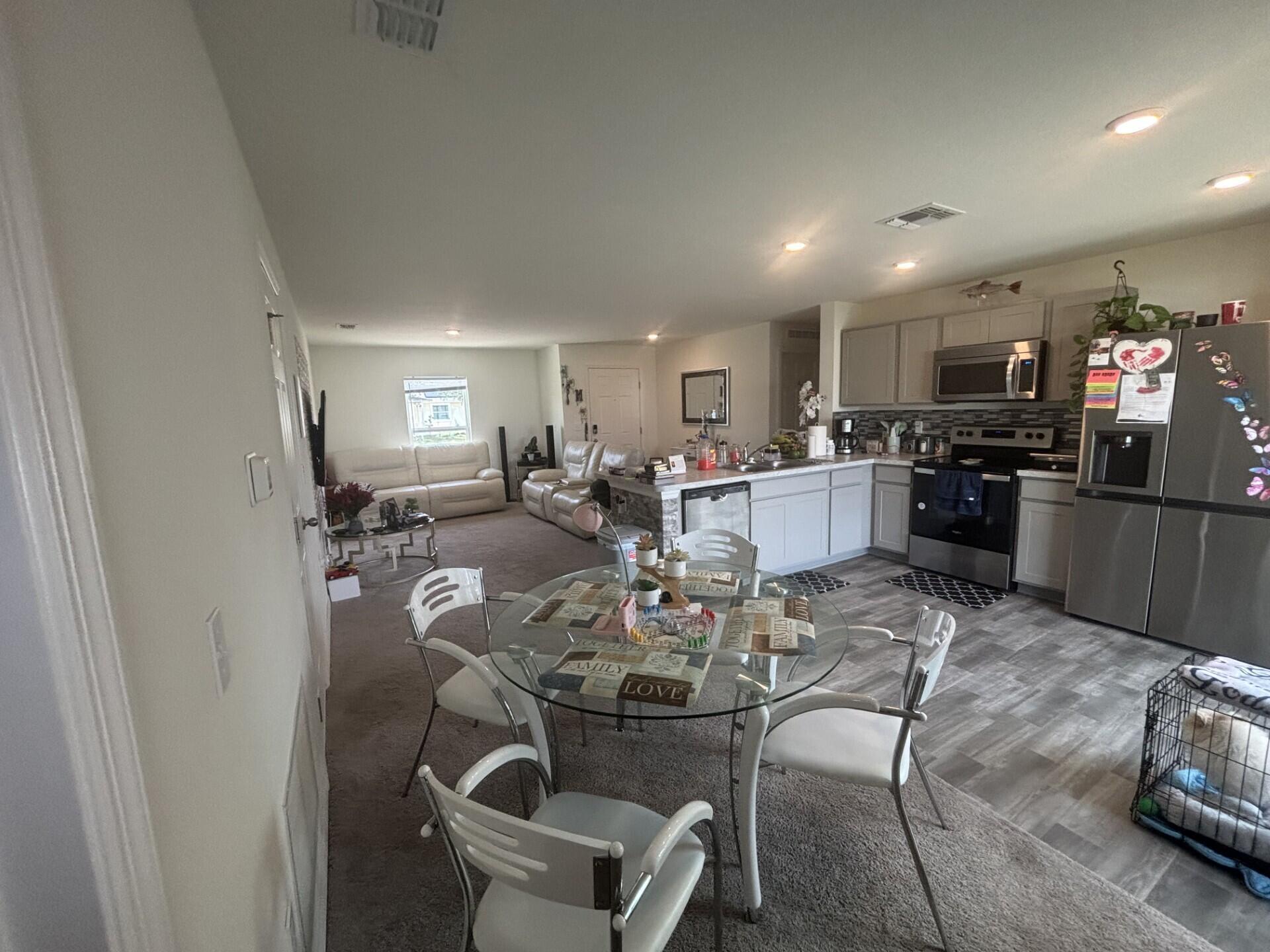 PORT ST LUCIE SECTION 26 - Residential Lease