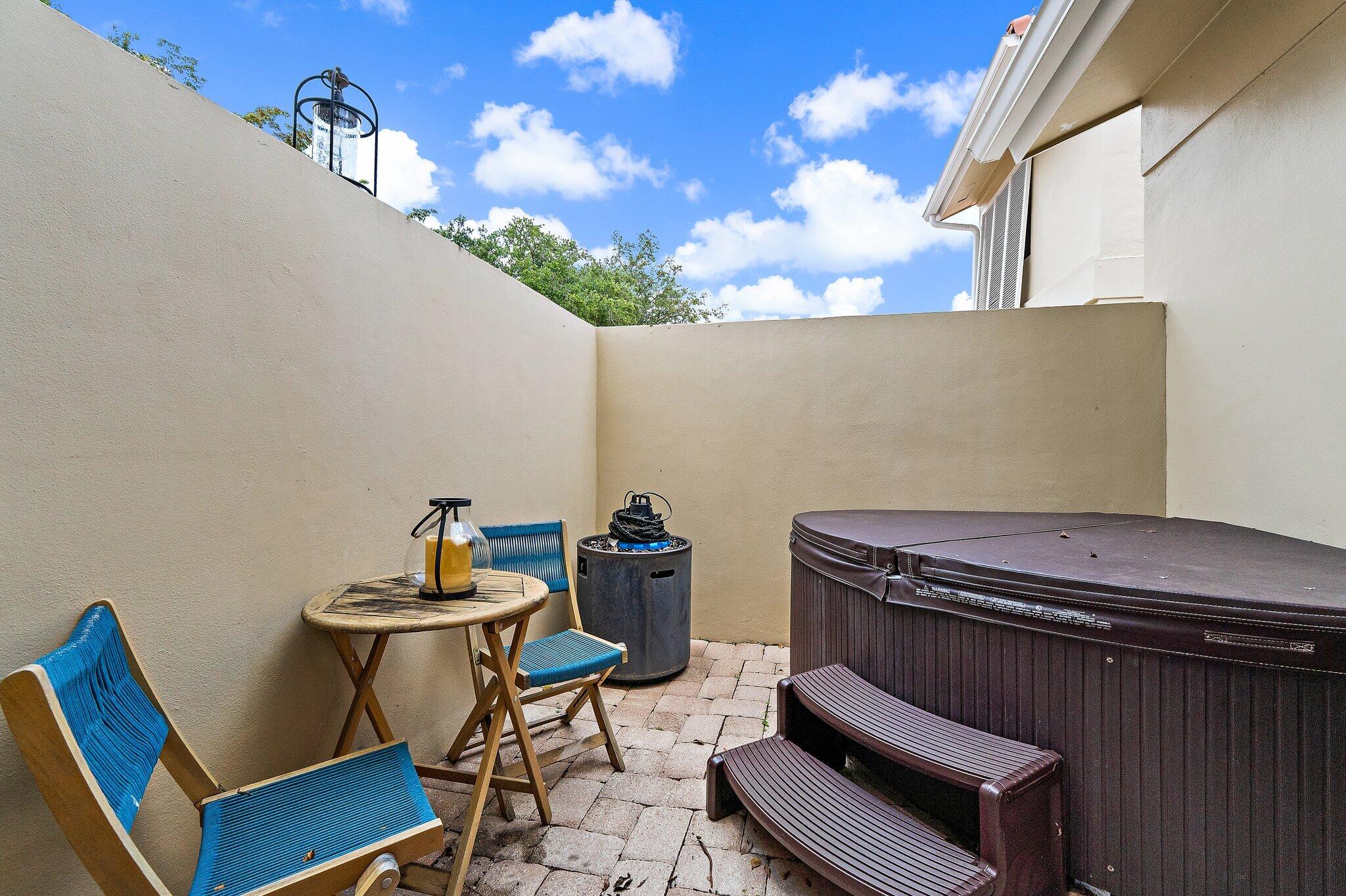 PGA PATIO HOMES - Residential