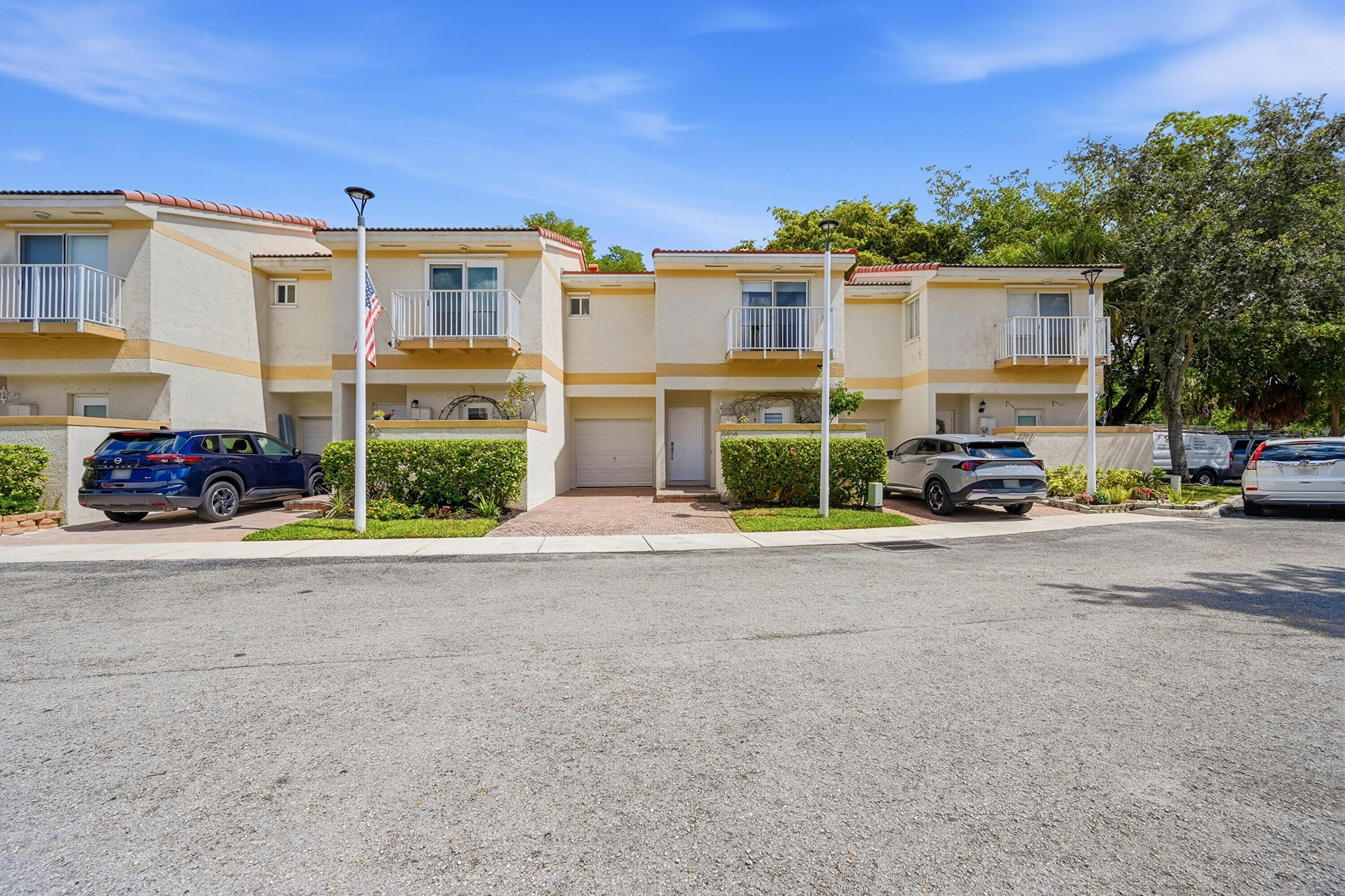 WEDGES OF TAMARAC - Residential