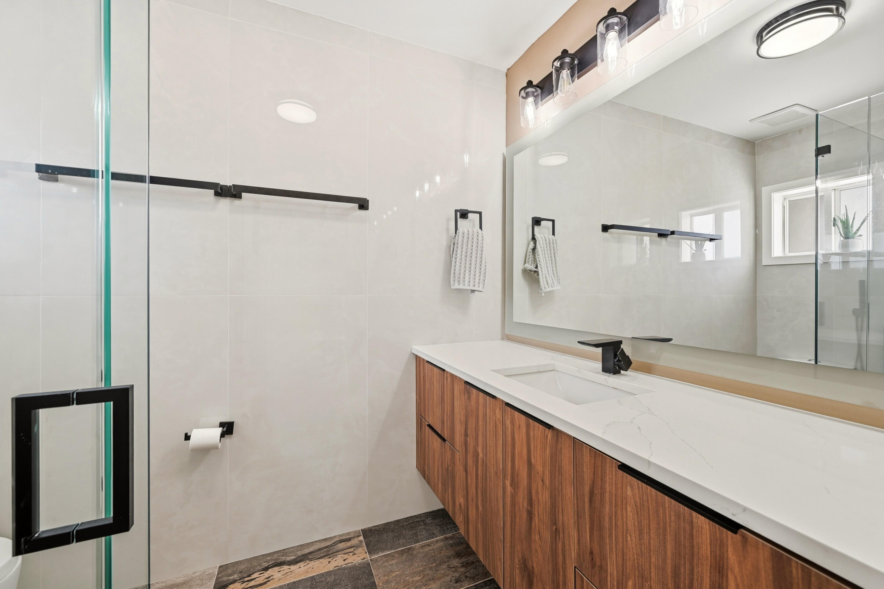 WEDGES OF TAMARAC - Residential