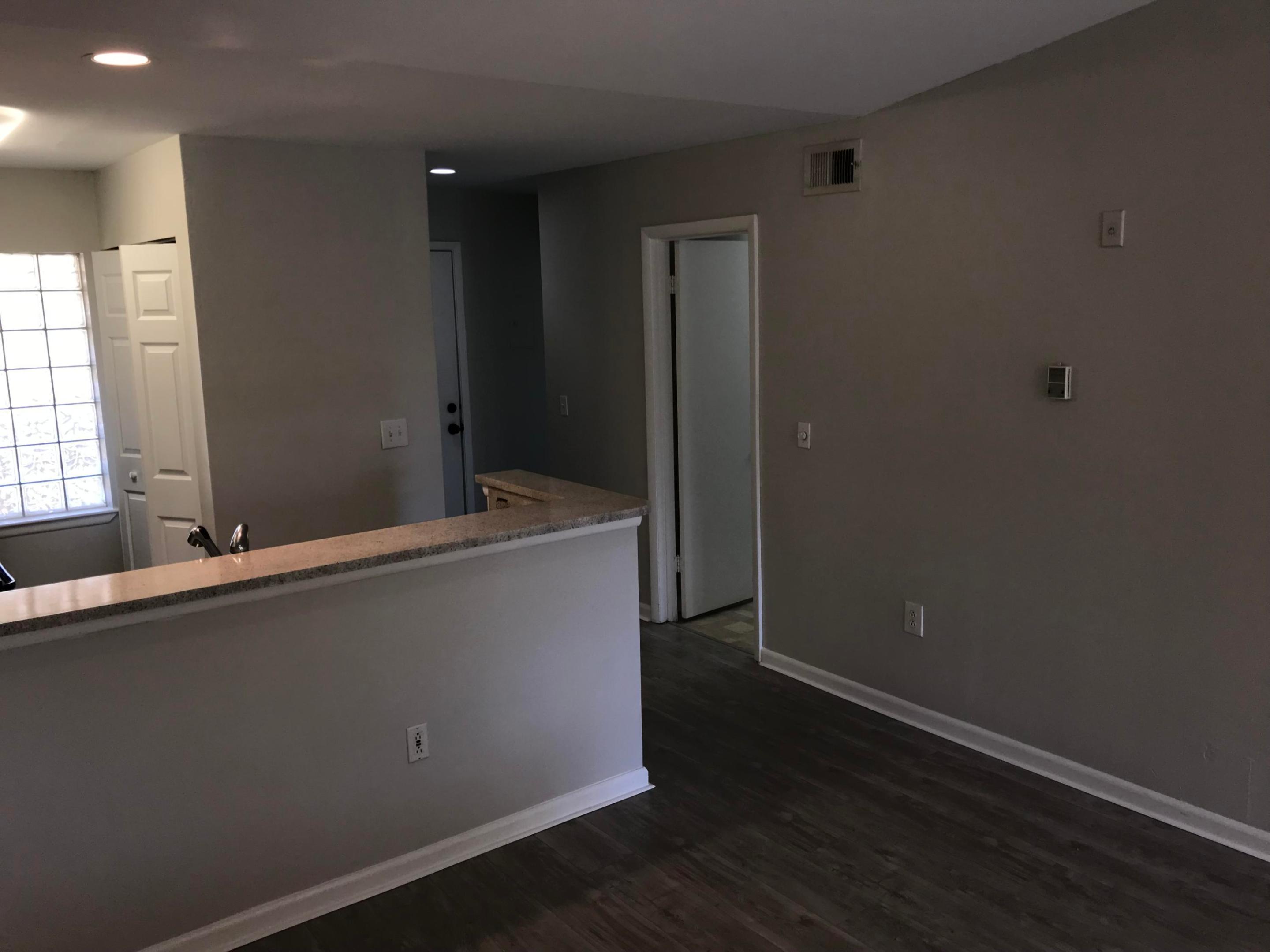 PALM LAKE CONDO - Residential Lease